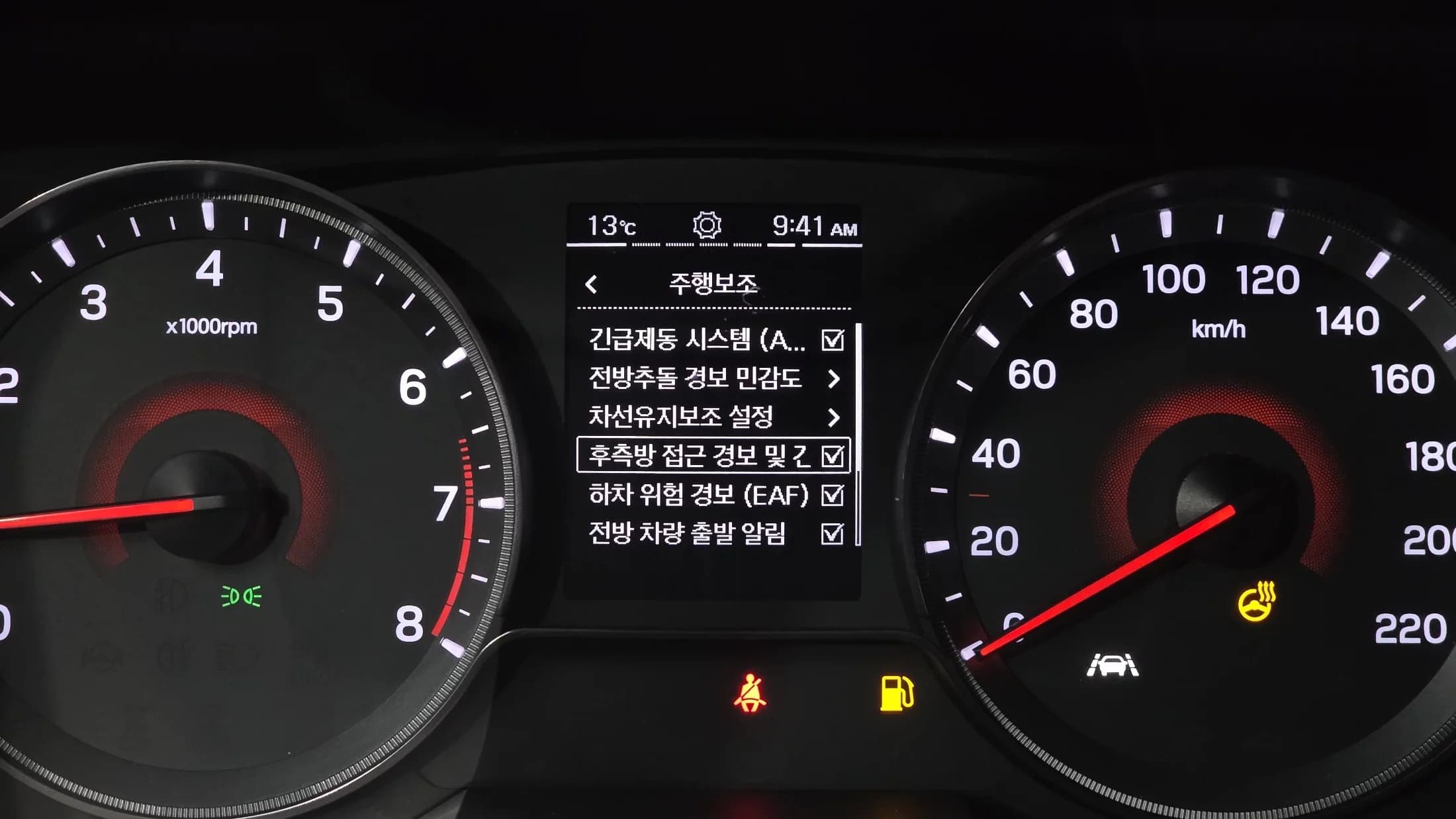 SsangYong TIBOLI Gasoline 1.5 2WD V3, 2021 г. 54521 км. — фото 15