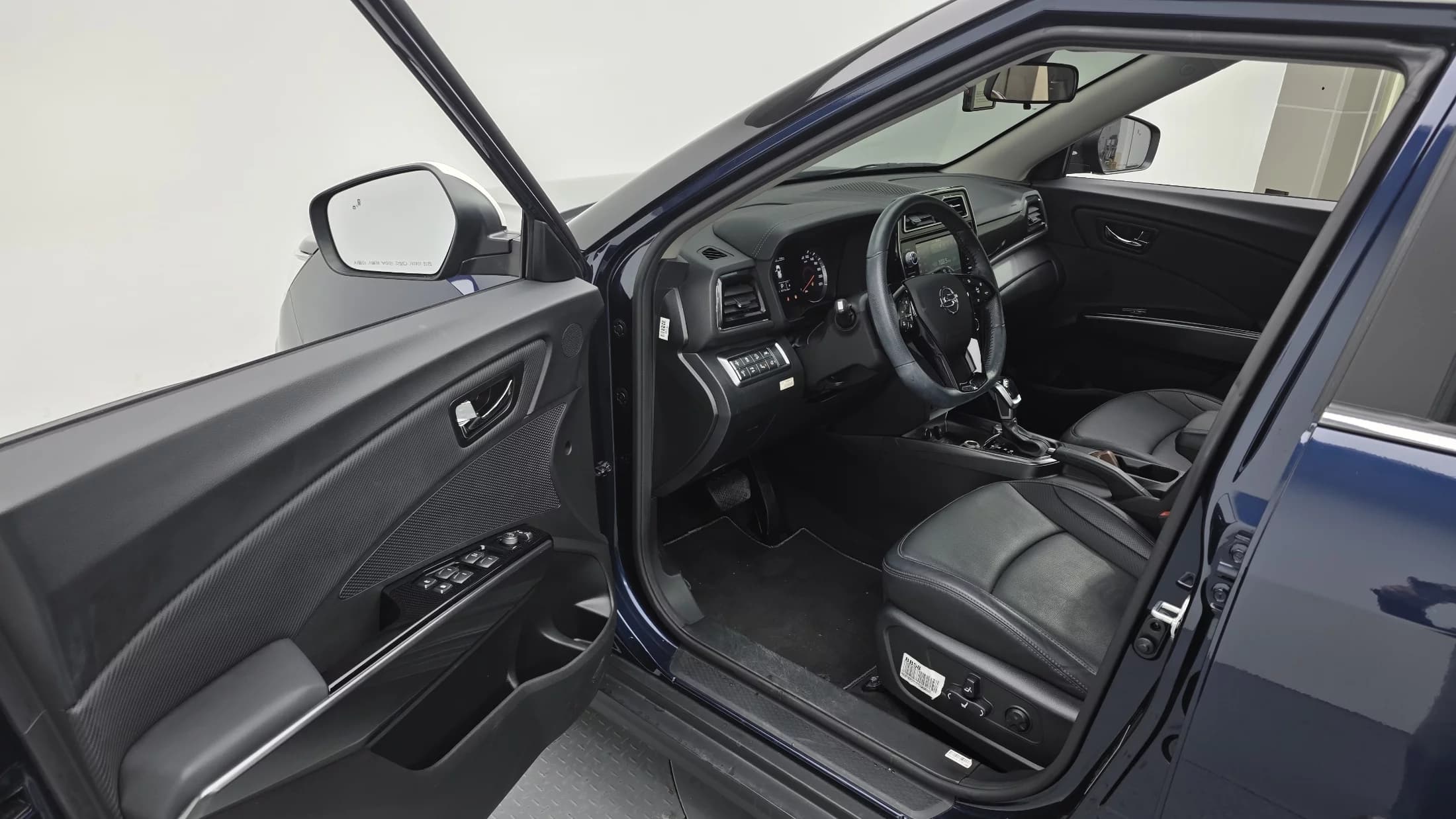 SsangYong TIBOLI Gasoline 1.5 2WD V3, 2021 г. 54521 км. — фото 10