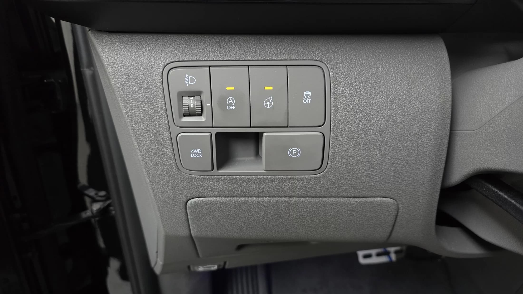 Hyundai Staria 4WD Lounge 7-Seater Inspiration, 2025 г. 17497 км. — фото 16