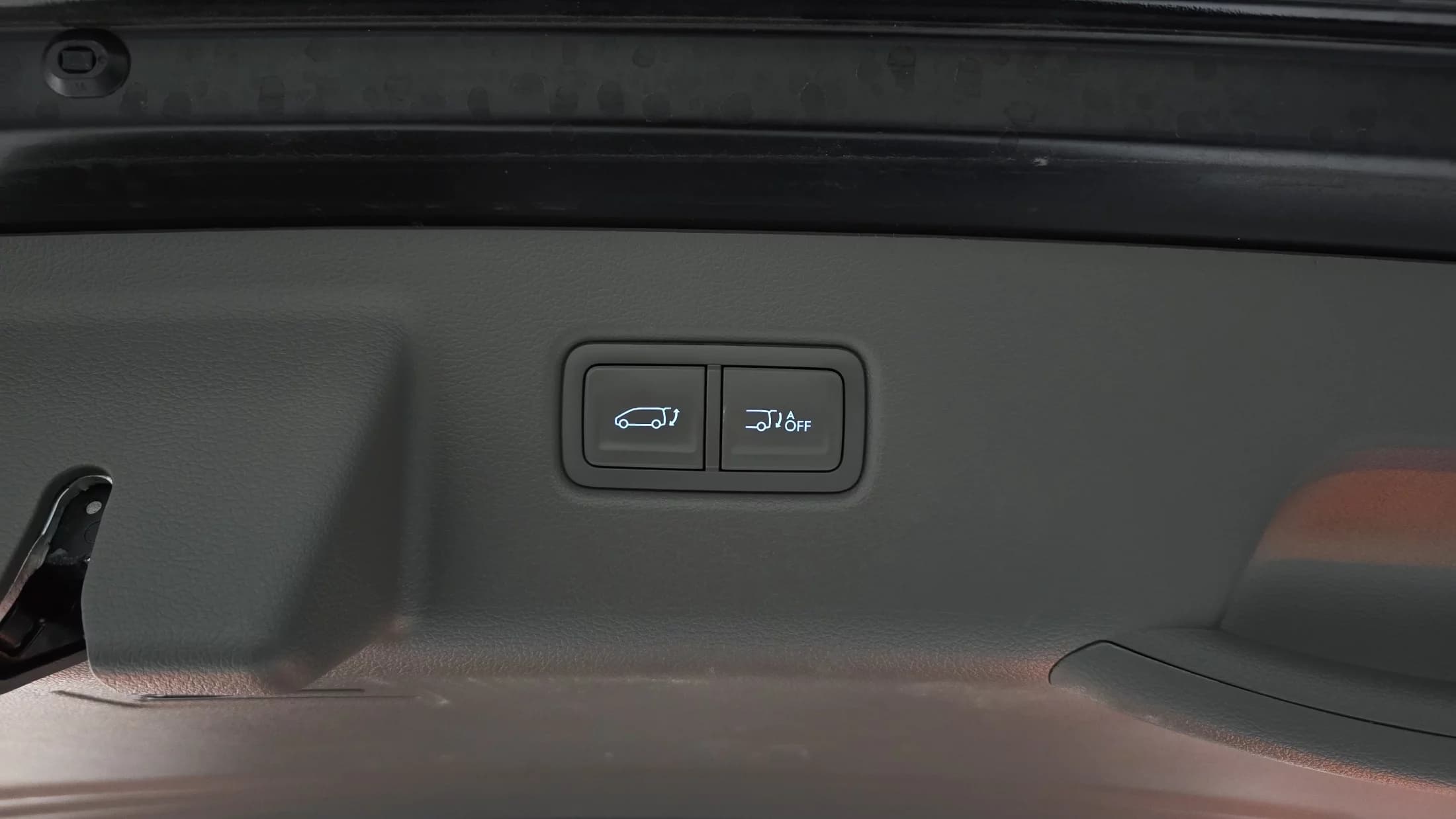 Hyundai Staria 4WD Lounge 7-Seater Inspiration, 2025 г. 17497 км. — фото 20