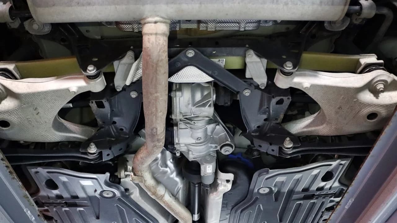 Volvo V60 B5 Pro AWD, 2021 г. 118741 км. — фото 20