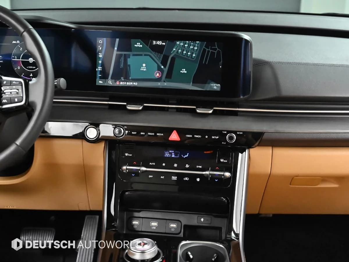 Kia Carnival 9-Seater Signature, 2023 г. 70313 км. — фото 14