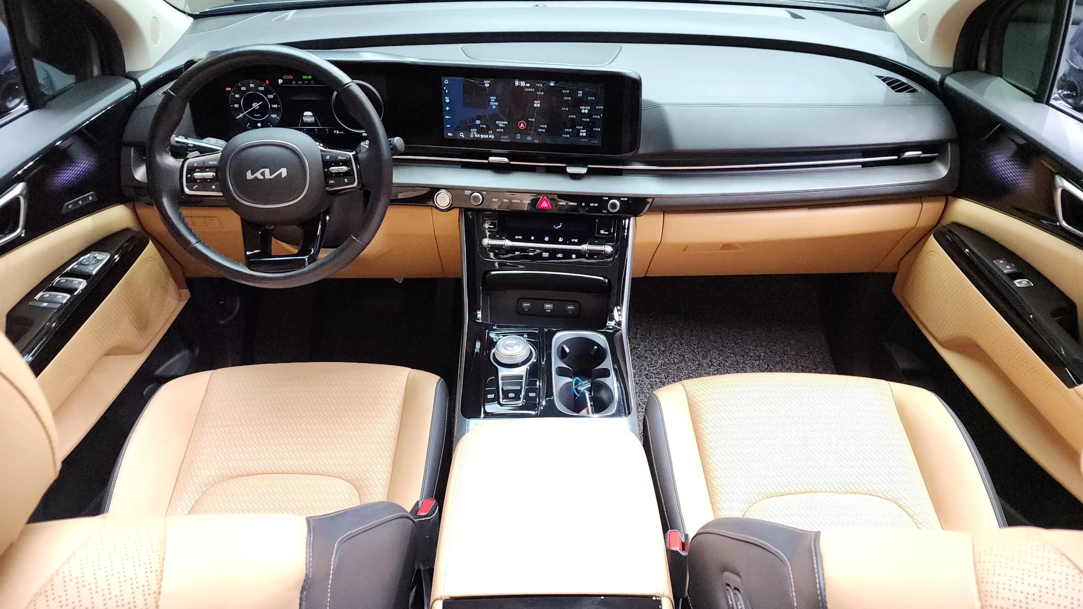 Kia Carnival 11-Seater Signature, 2021 г. 88504 км. — фото 7