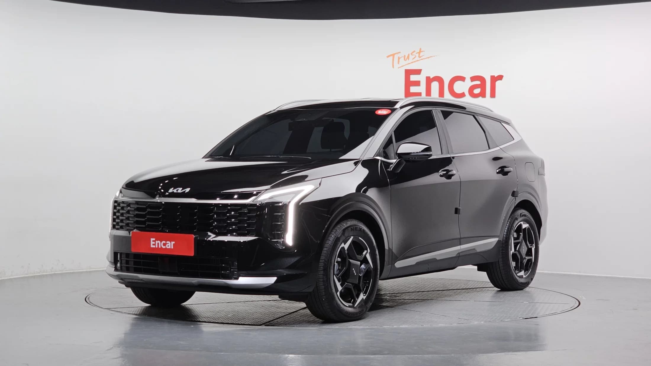 Kia Sportage Gasoline 1.6 Turbo 2WD Signature, 2024 г. 14494 км.