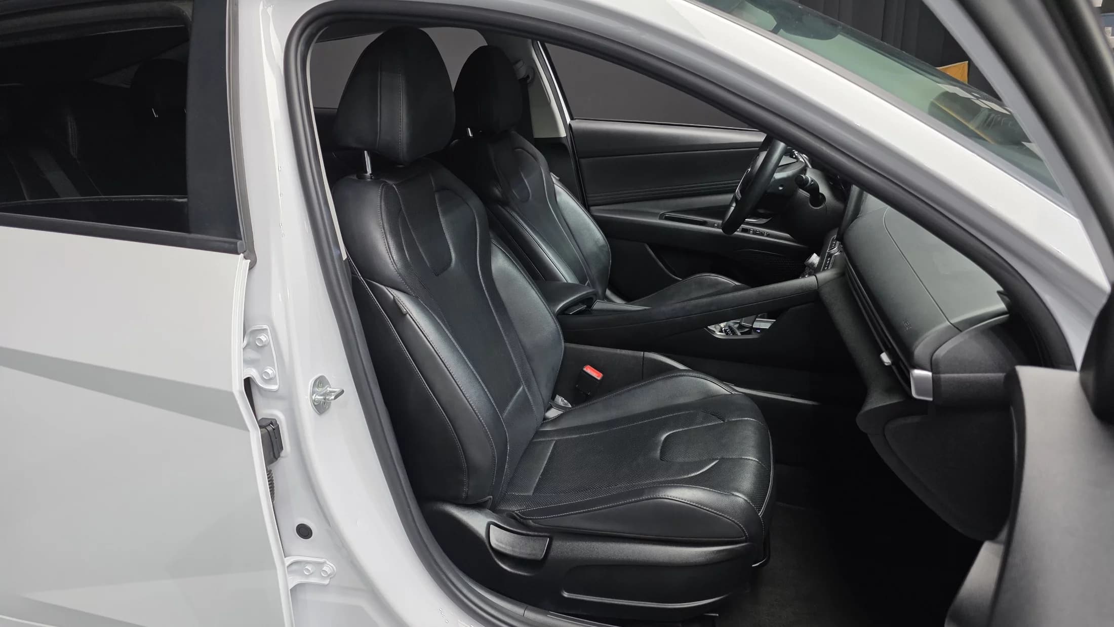 Hyundai AVANTE (Хендай Элантра) 1.6 Modern, 2021 г. 123071 км. — фото 12