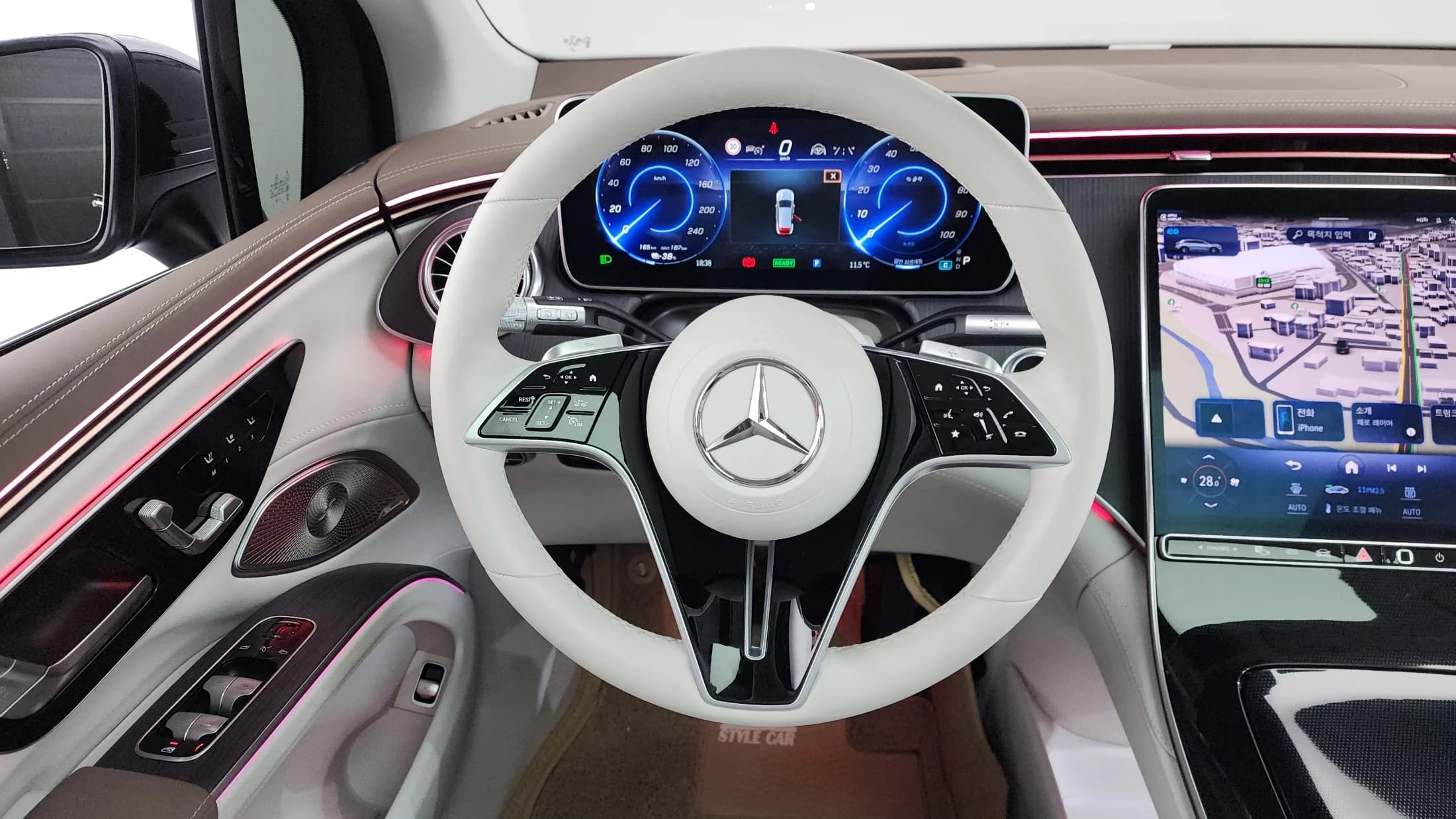Mercedes-Benz EQS EQS450 4MATIC Online Edition, электромобиль, 2023 г. 36730 км. — фото 13
