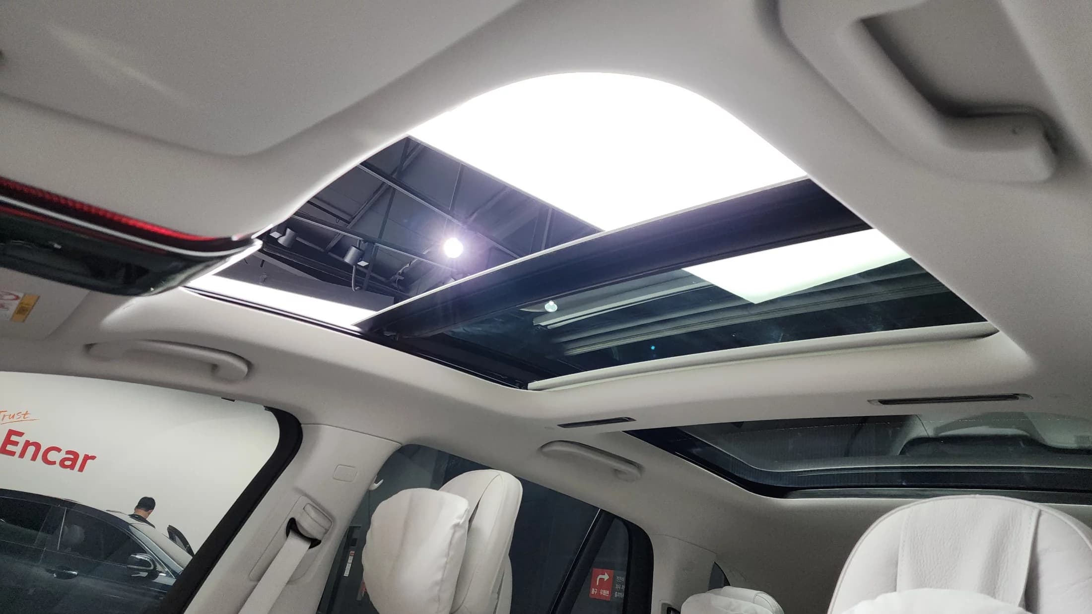 Mercedes-Benz EQS EQS450 4MATIC Online Edition, электромобиль, 2023 г. 36730 км. — фото 19