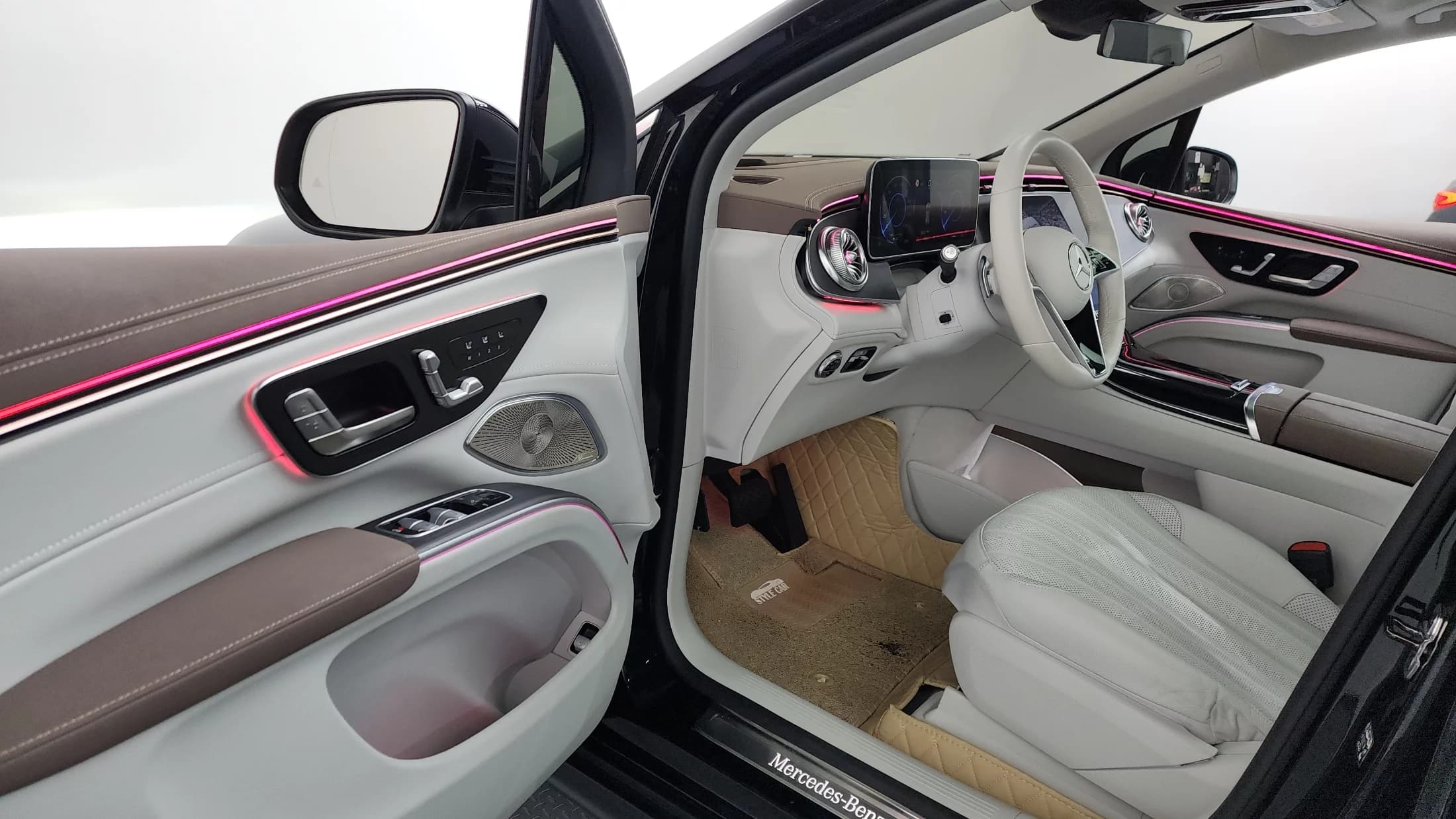 Mercedes-Benz EQS EQS450 4MATIC Online Edition, электромобиль, 2023 г. 36730 км. — фото 10