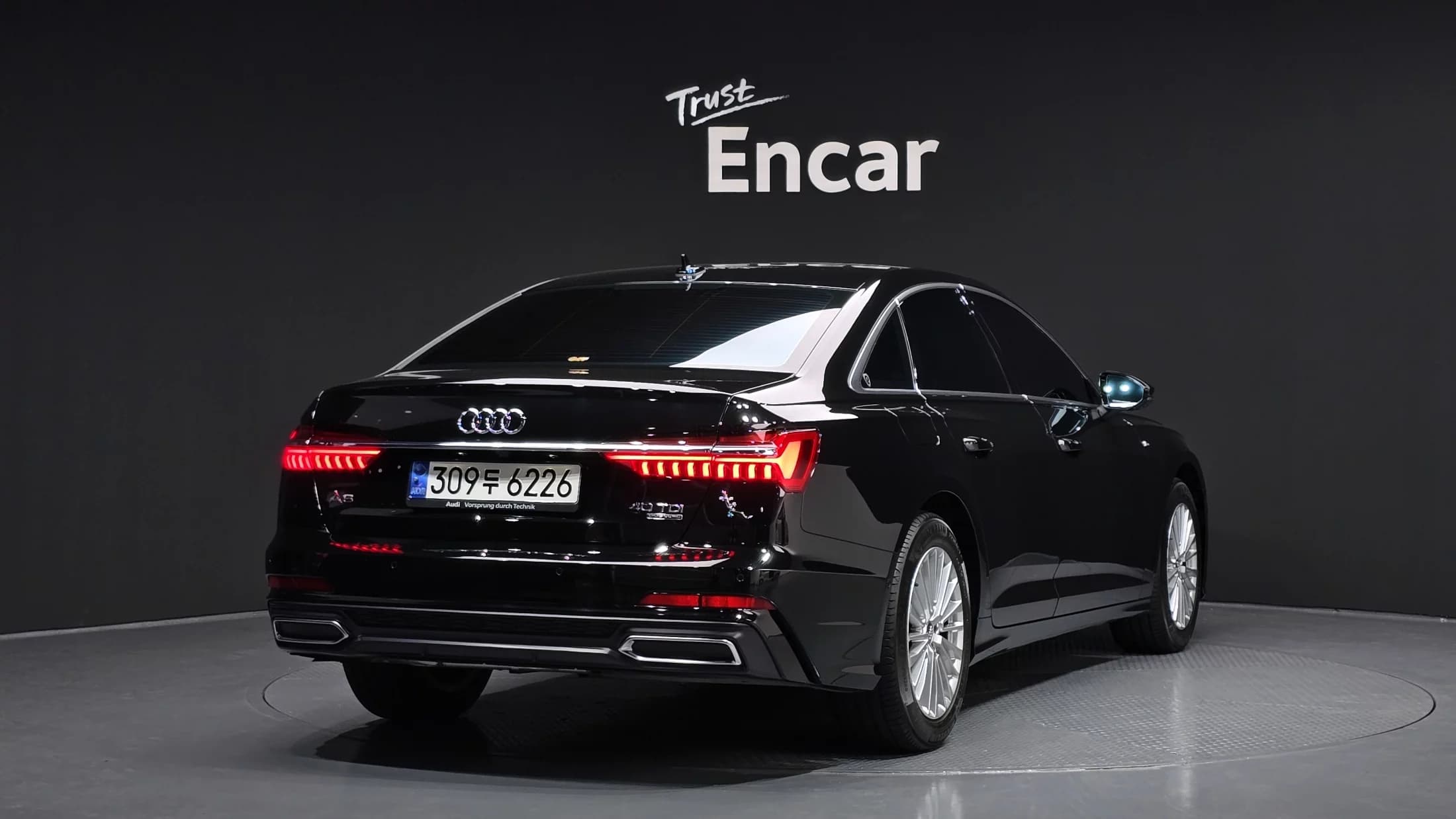 Audi A6 40 TDI Quattro Premium C7, 2021 г. 14176 км. — фото 2