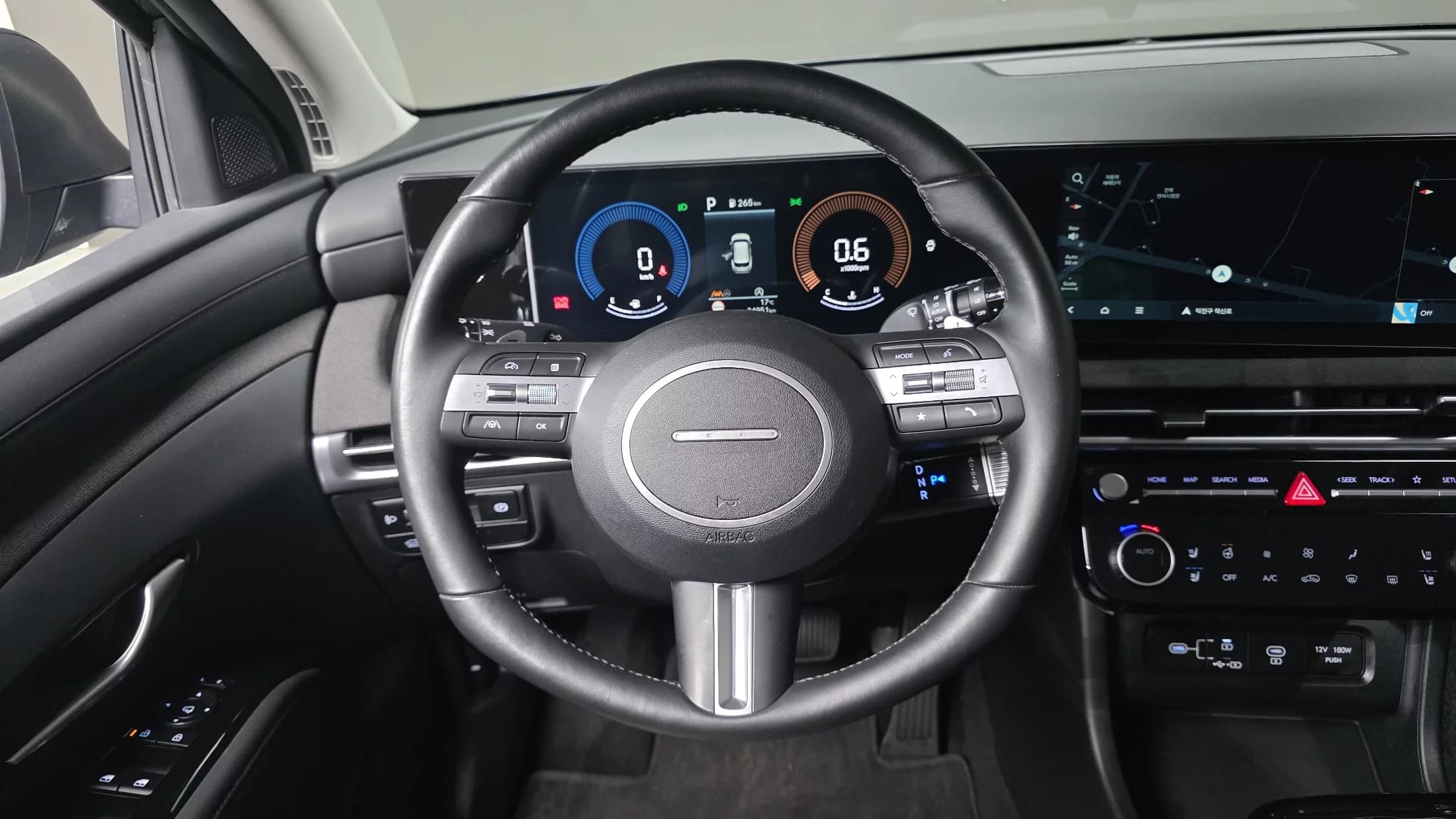 Hyundai Tucson Gasoline 1.6 Turbo 2WD Premium, 2024 г. 35022 км. — фото 14