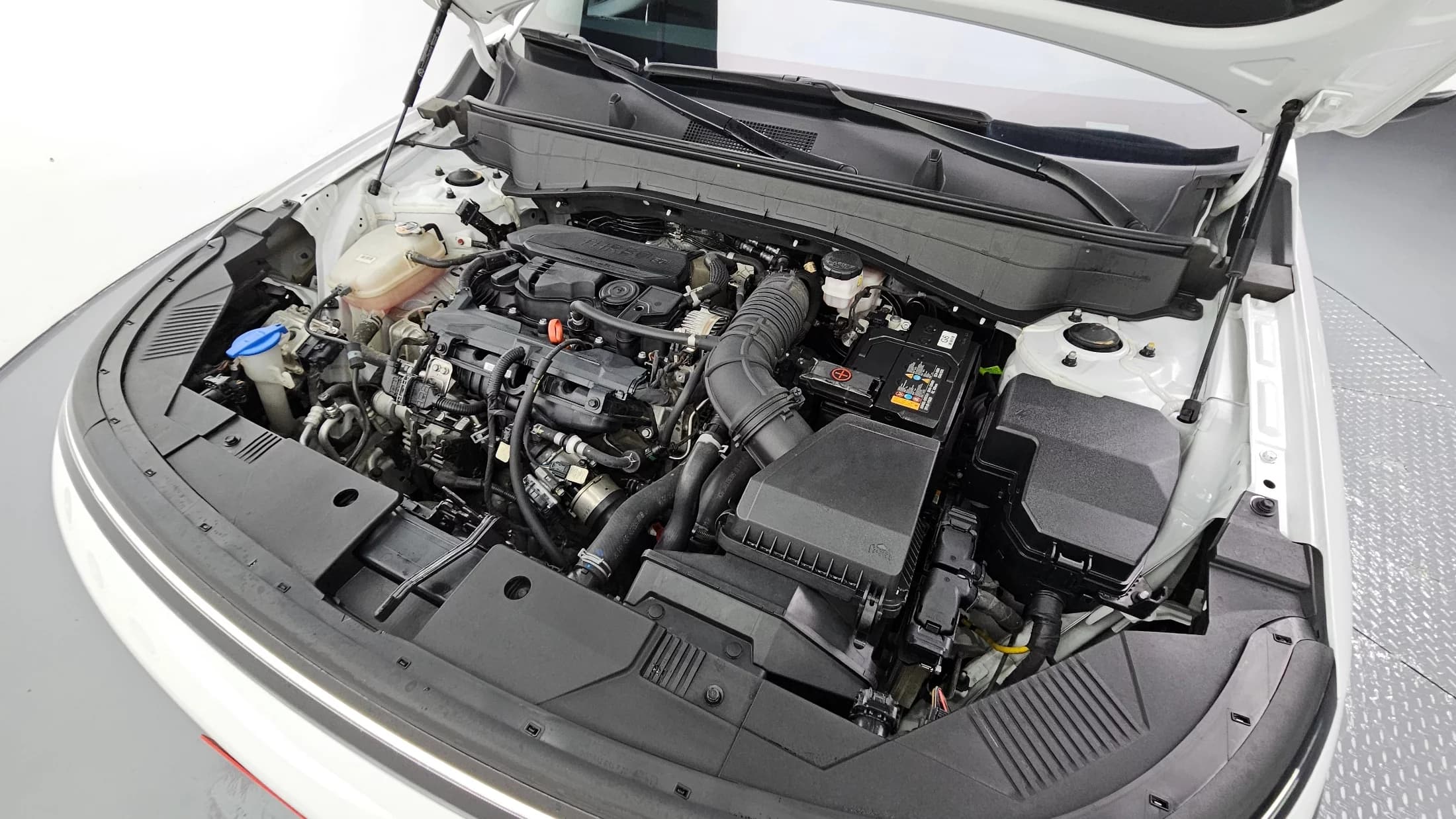 Hyundai Kona Gasoline 1.6 Turbo 2WD Premium, 2024 г. 43189 км. — фото 6