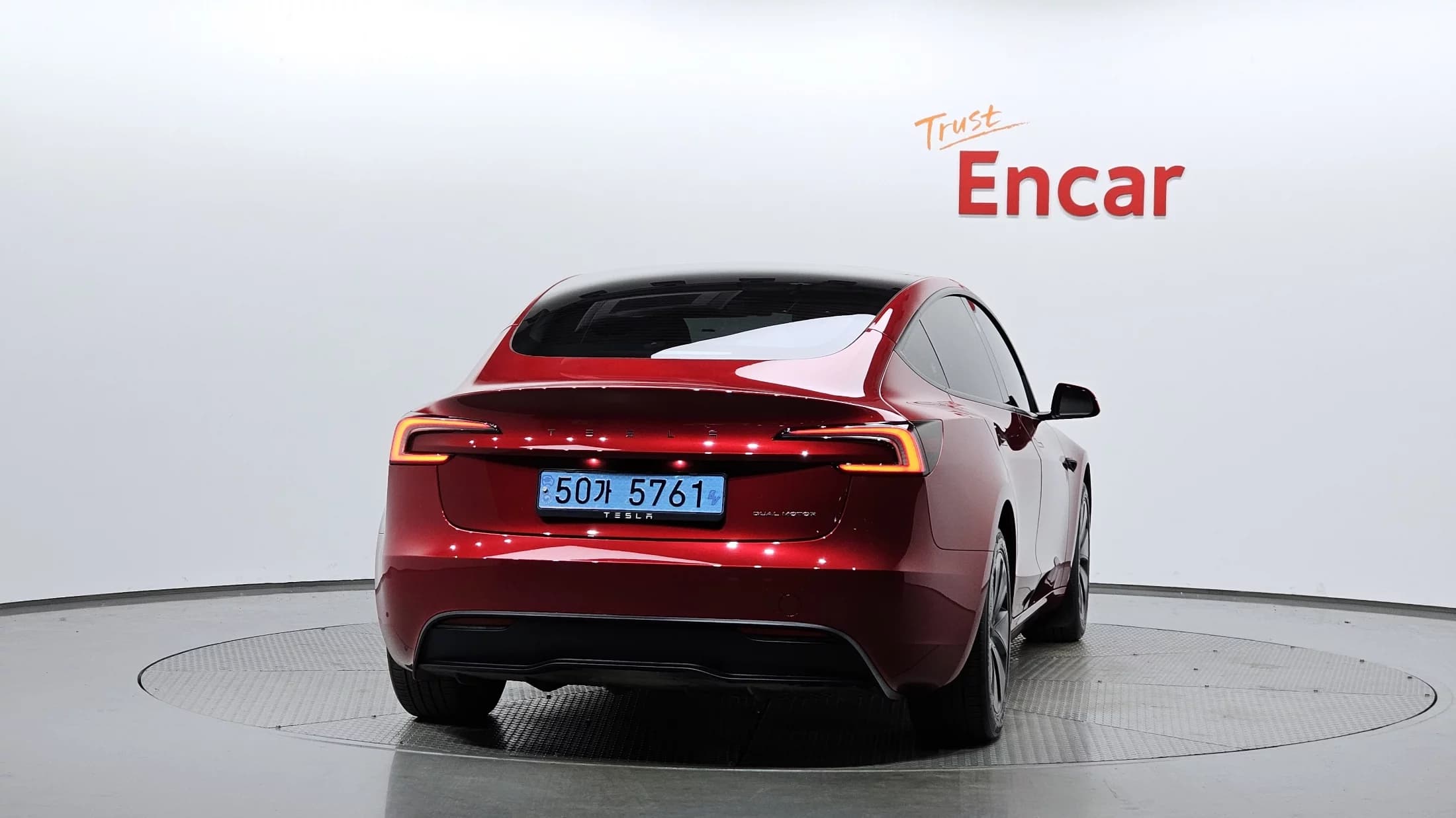 Tesla MODEL 3 Long Range, электромобиль, 2024 г. 30591 км. — фото 4