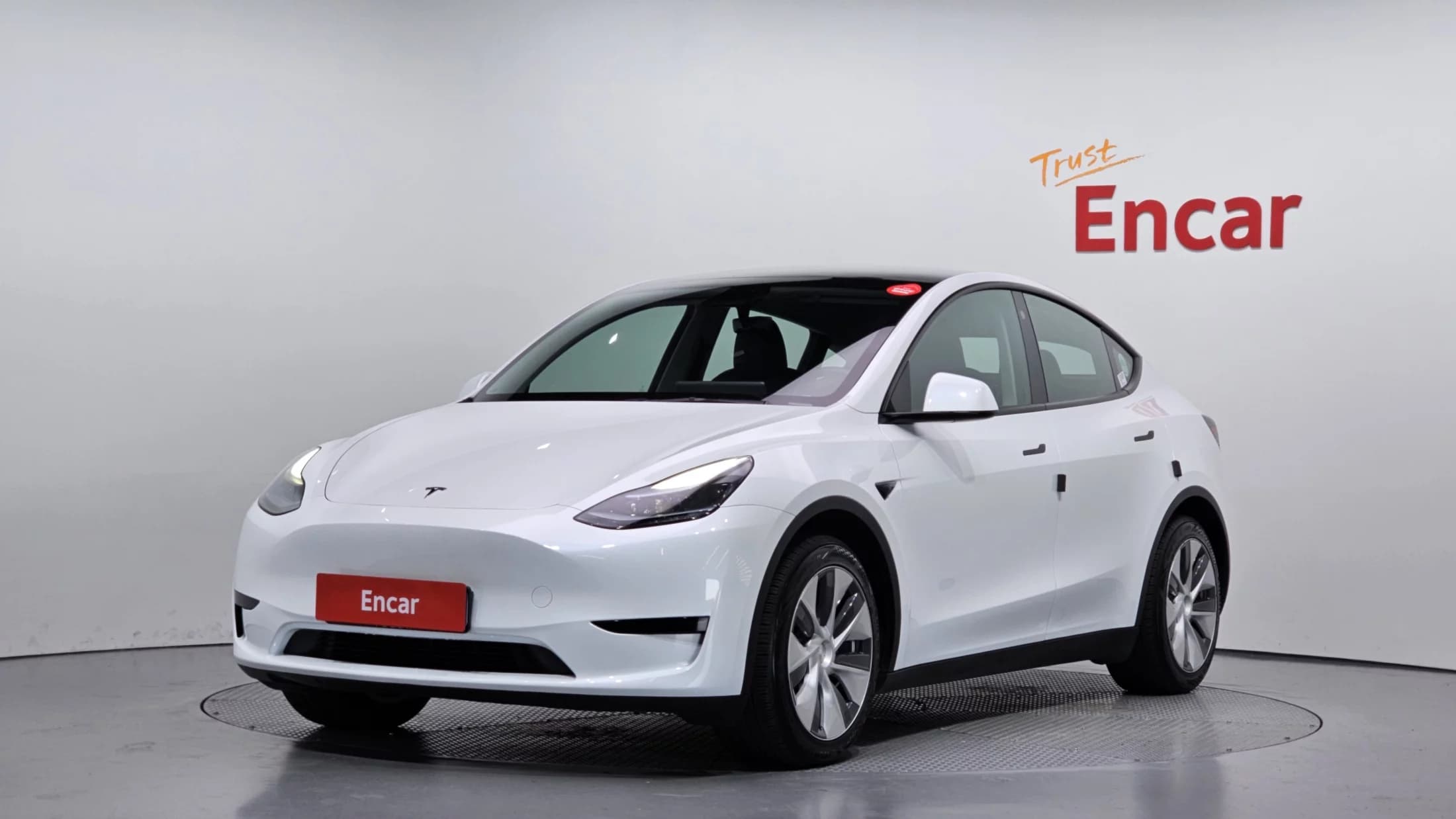 Tesla Model Y RWD, электромобиль, 2023 г. 35278 км.
