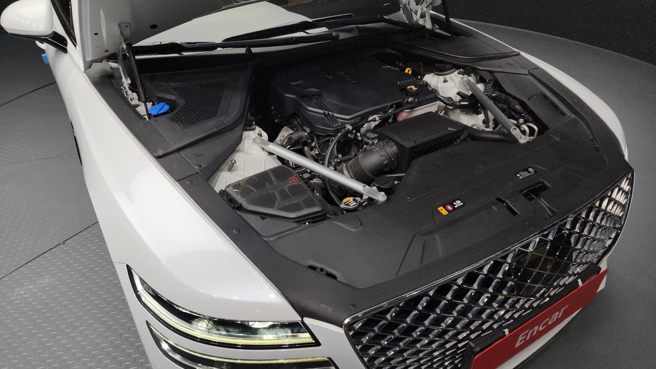 Genesis G80 Gasoline 2.5 Turbo AWD, 2023 г. 70813 км. — фото 6