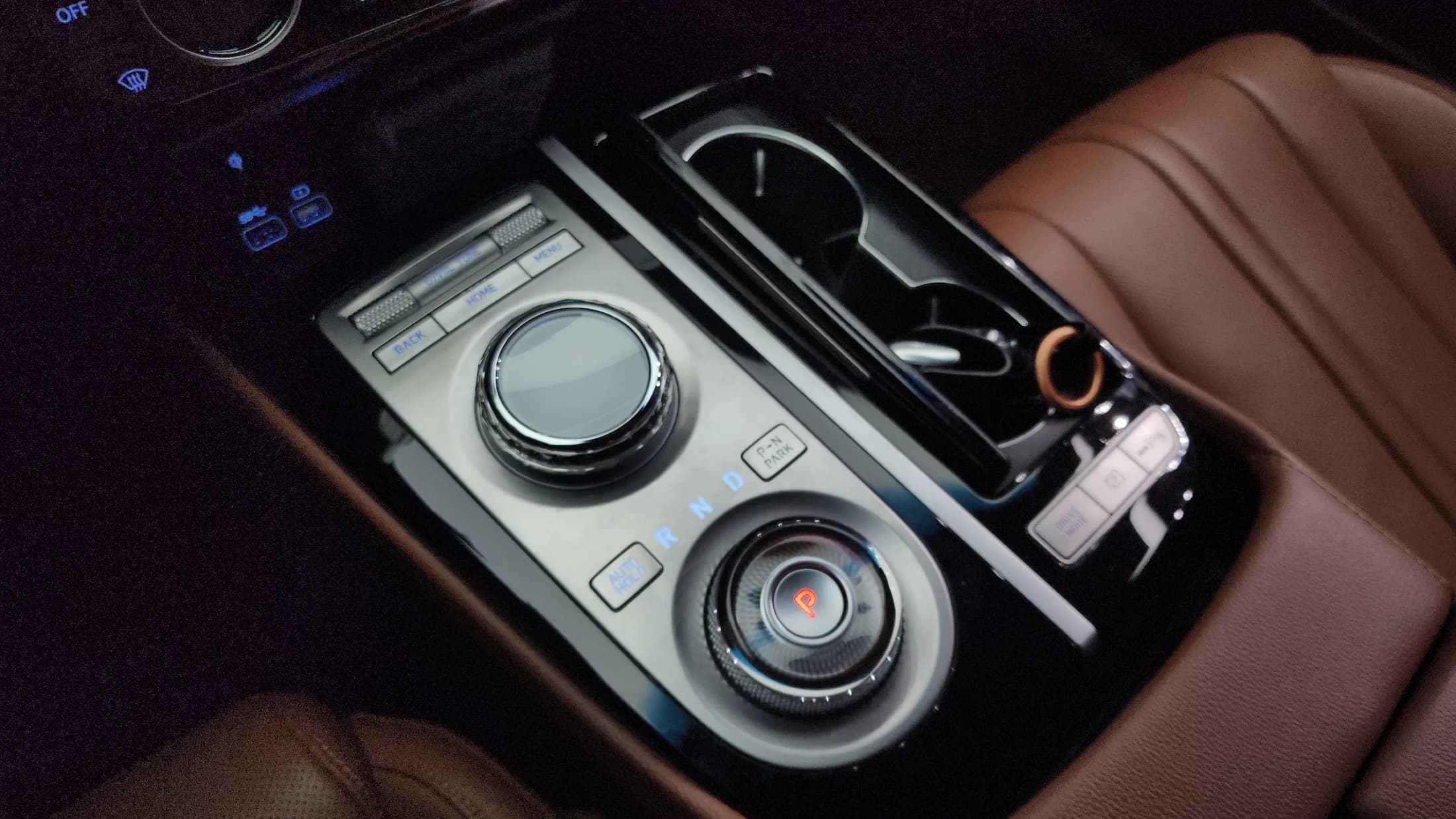 Genesis G80 Gasoline 2.5 Turbo AWD, 2023 г. 70813 км. — фото 9