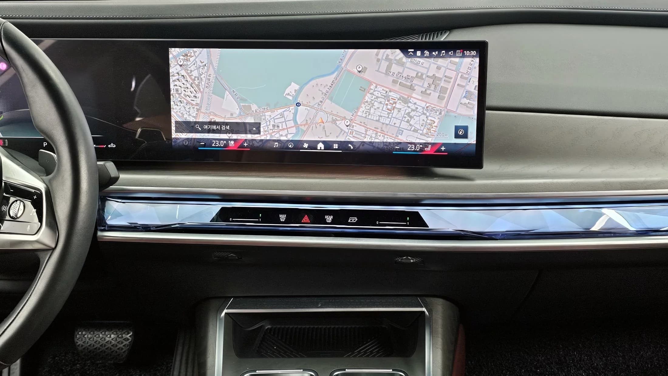 BMW 7-Series 740i sDrive Design Pure Excellence, 2023 г. 38686 км. — фото 15