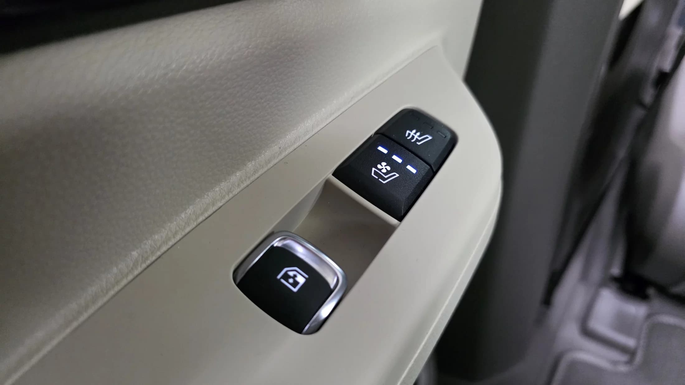 Kia Carnival Gasoline 7-Seater Signature, 2025 г. 2792 км. — фото 18
