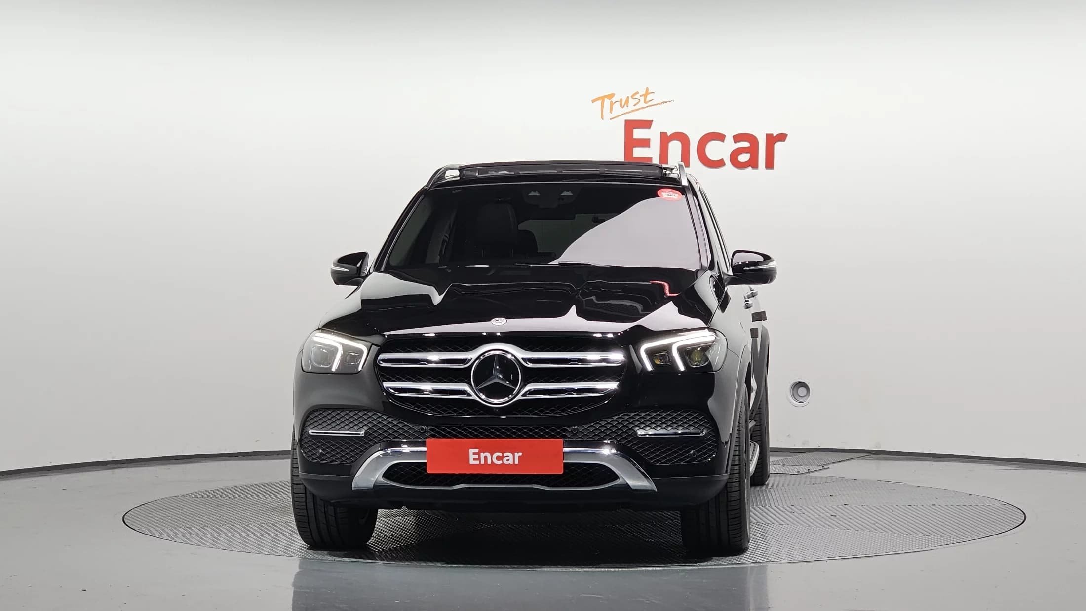 Mercedes-Benz GLE-Class GLE300d 4MATIC, 2023 г. 54885 км. — фото 3