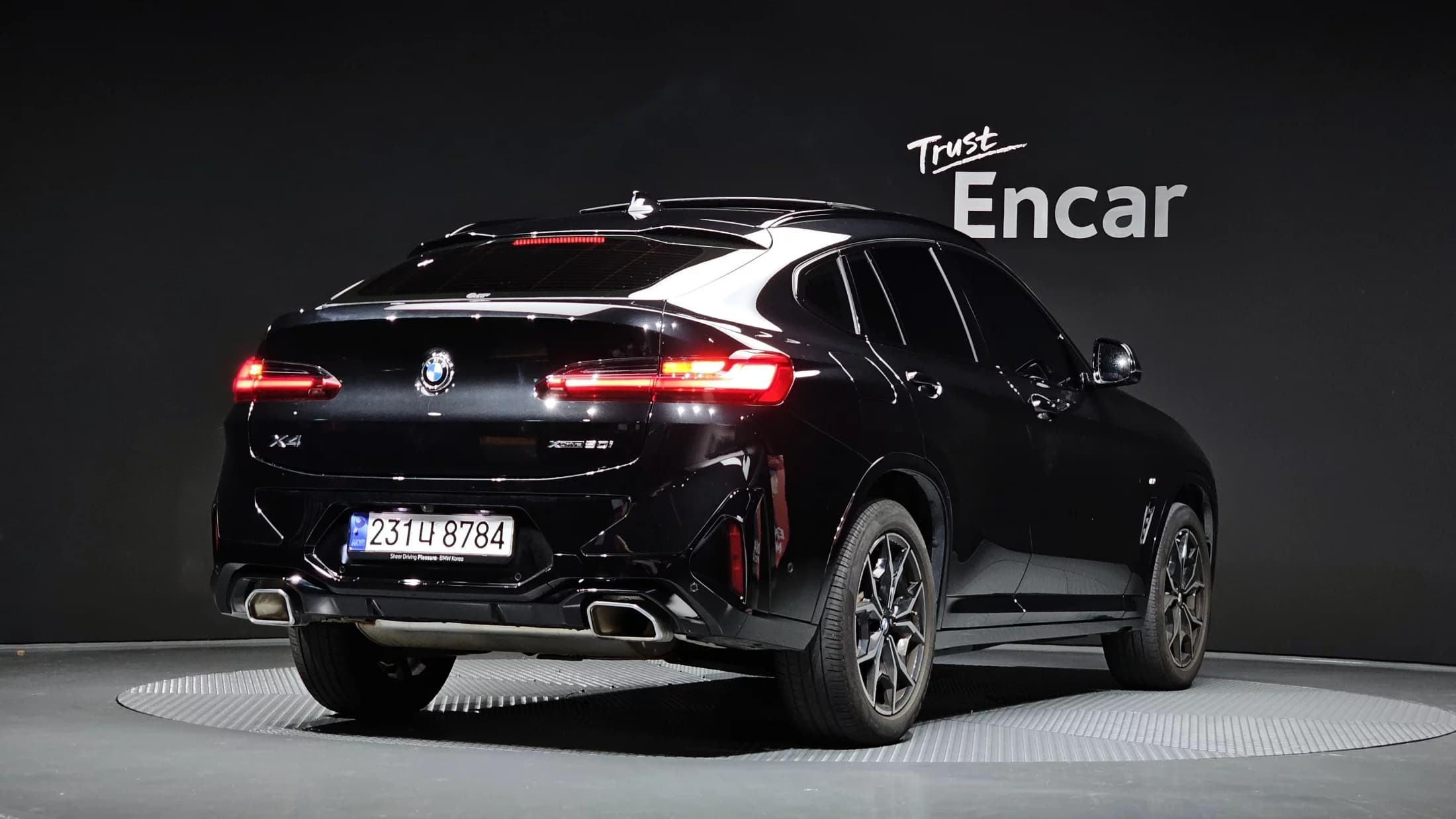 BMW X4 xDrive20i M Sport, 2023 г. 28158 км. — фото 2
