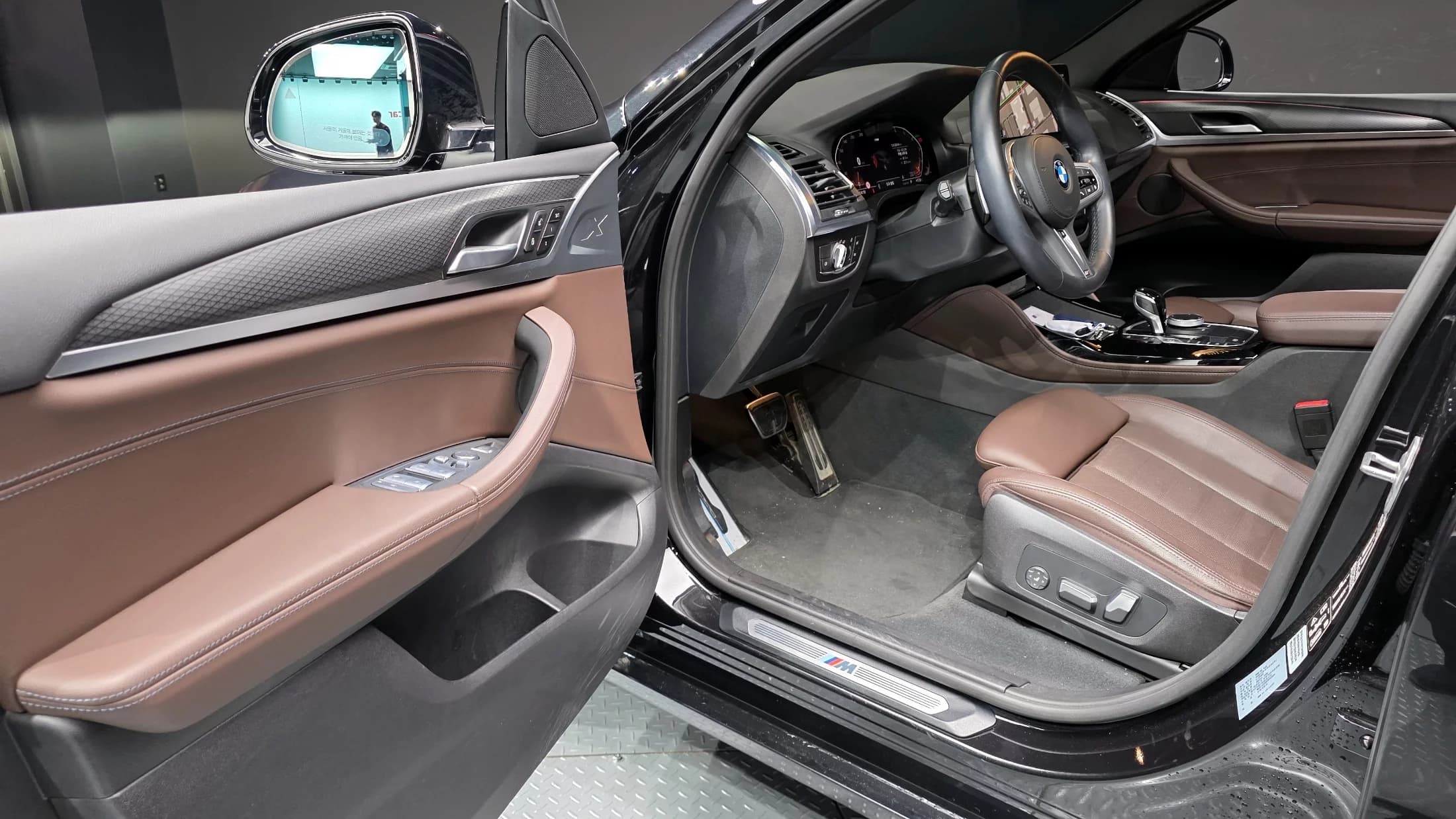 BMW X4 xDrive20i M Sport, 2023 г. 28158 км. — фото 11