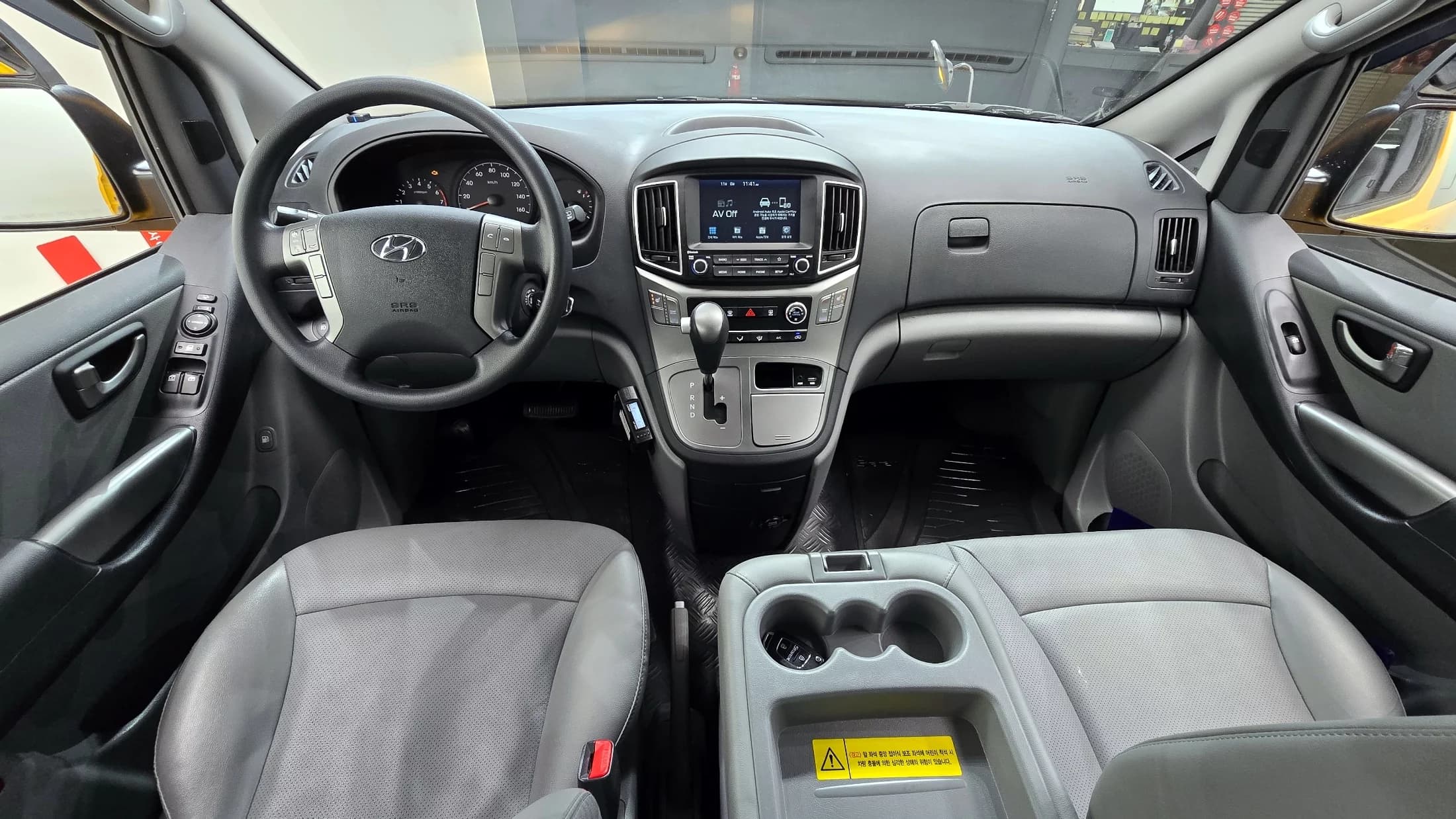 Hyundai Starex School Bus LPi, 2021 г. 56282 км. — фото 7
