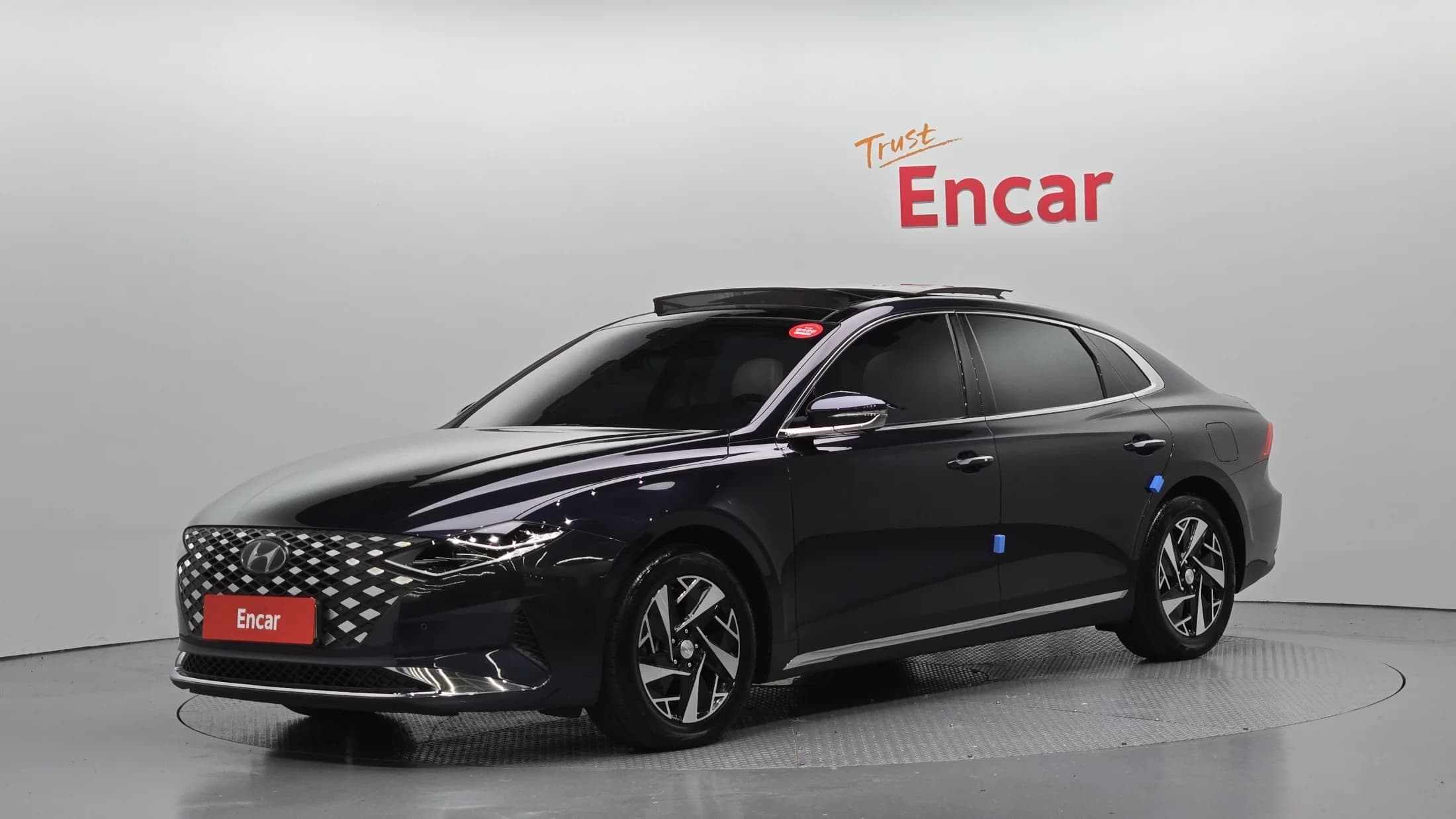 Hyundai Grandeur Le Blanc, гибрид, 2021 г. 94735 км.