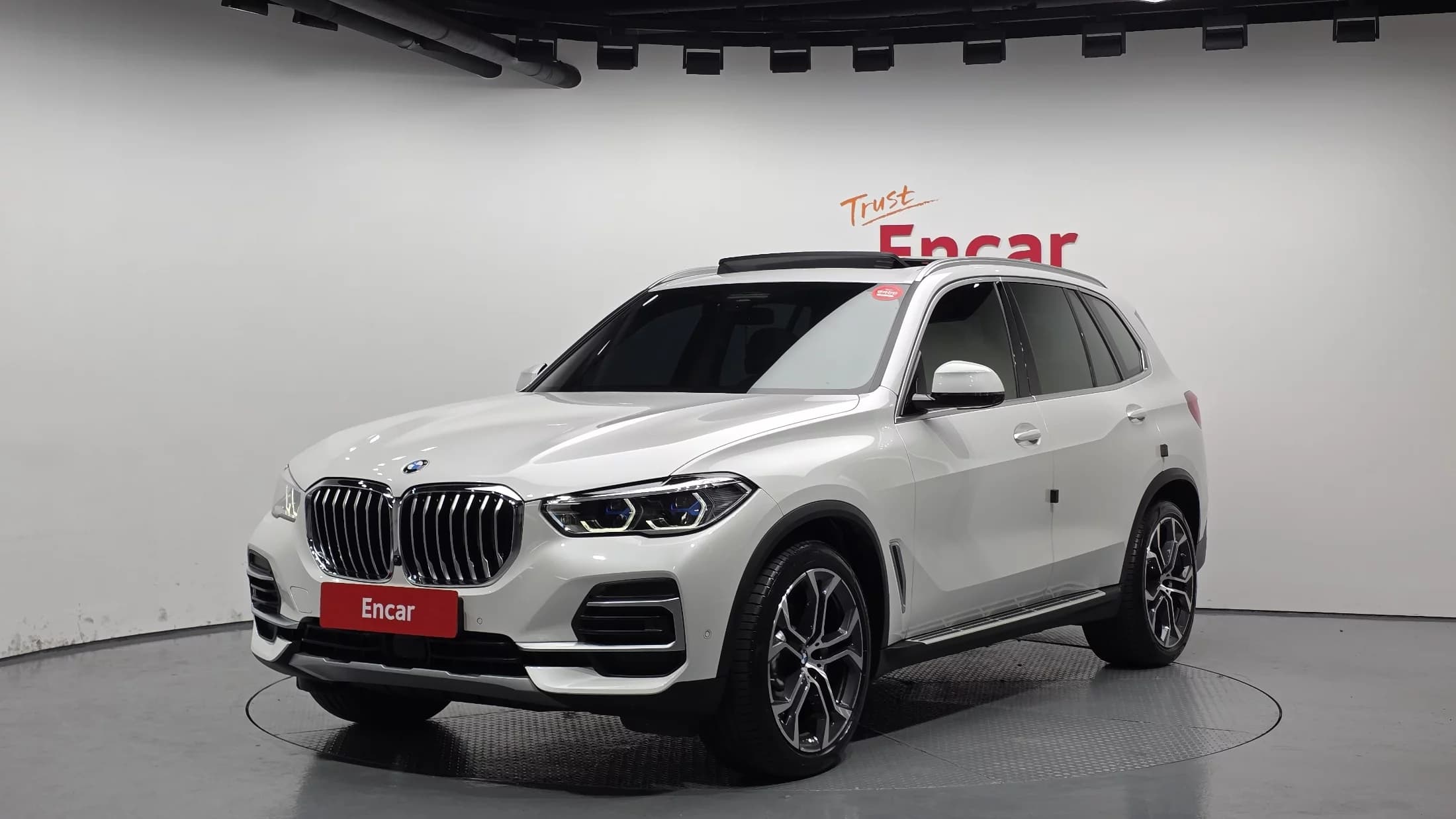 BMW X5 xDrive 40i xLine, 2022 г. 28271 км.