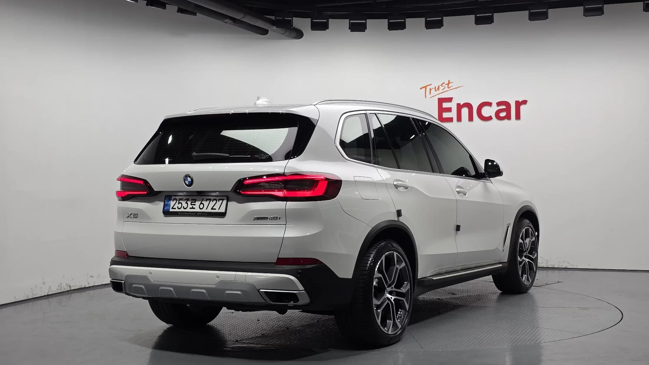 BMW X5 xDrive 40i xLine, 2022 г. 28271 км. — фото 2