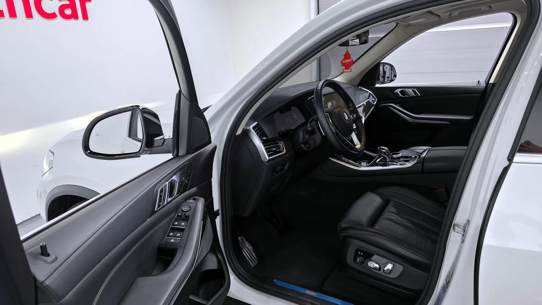 BMW X5 xDrive 40i xLine, 2022 г. 28271 км. — фото 11