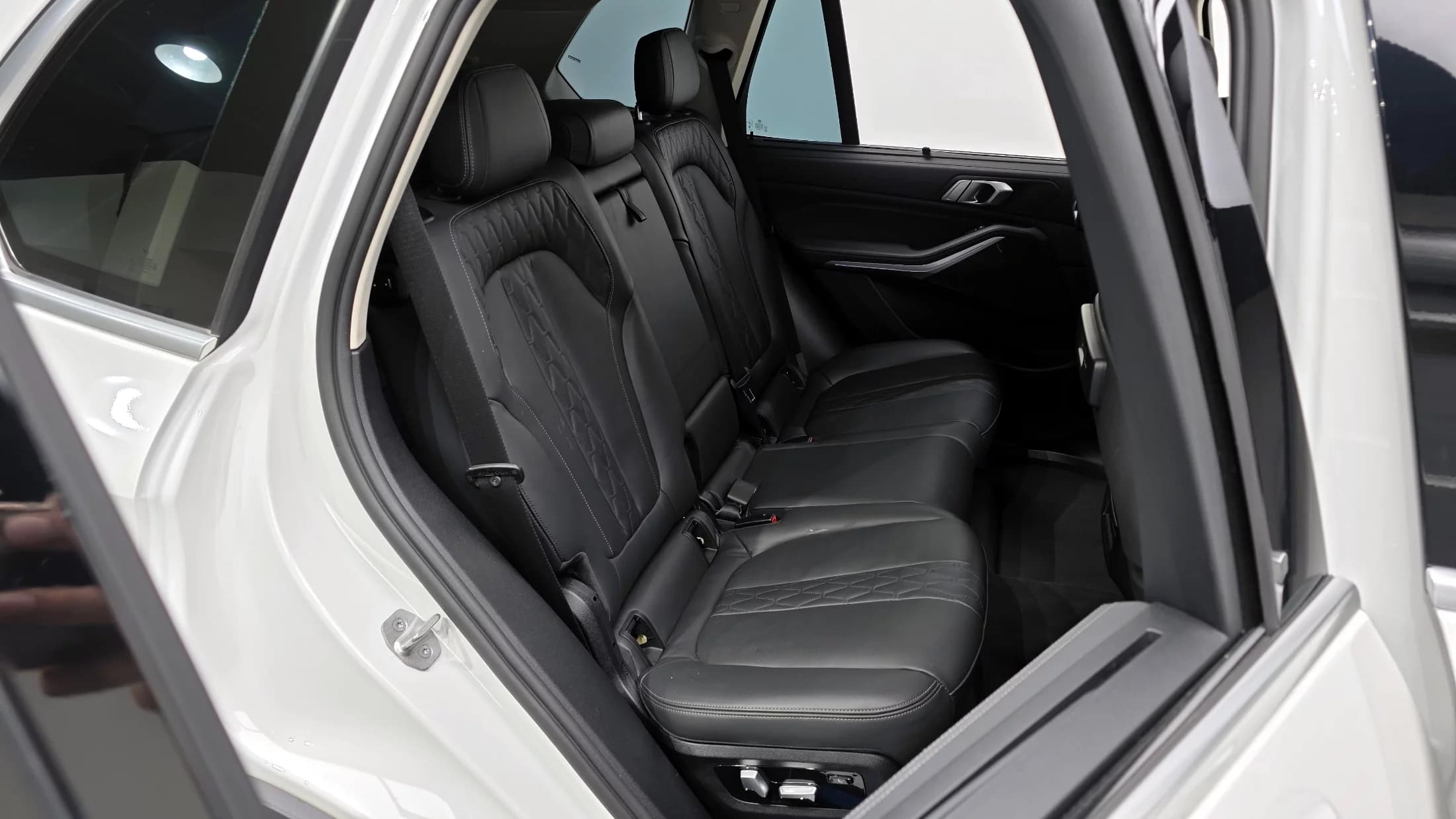 BMW X5 xDrive 40i xLine, 2022 г. 28271 км. — фото 12