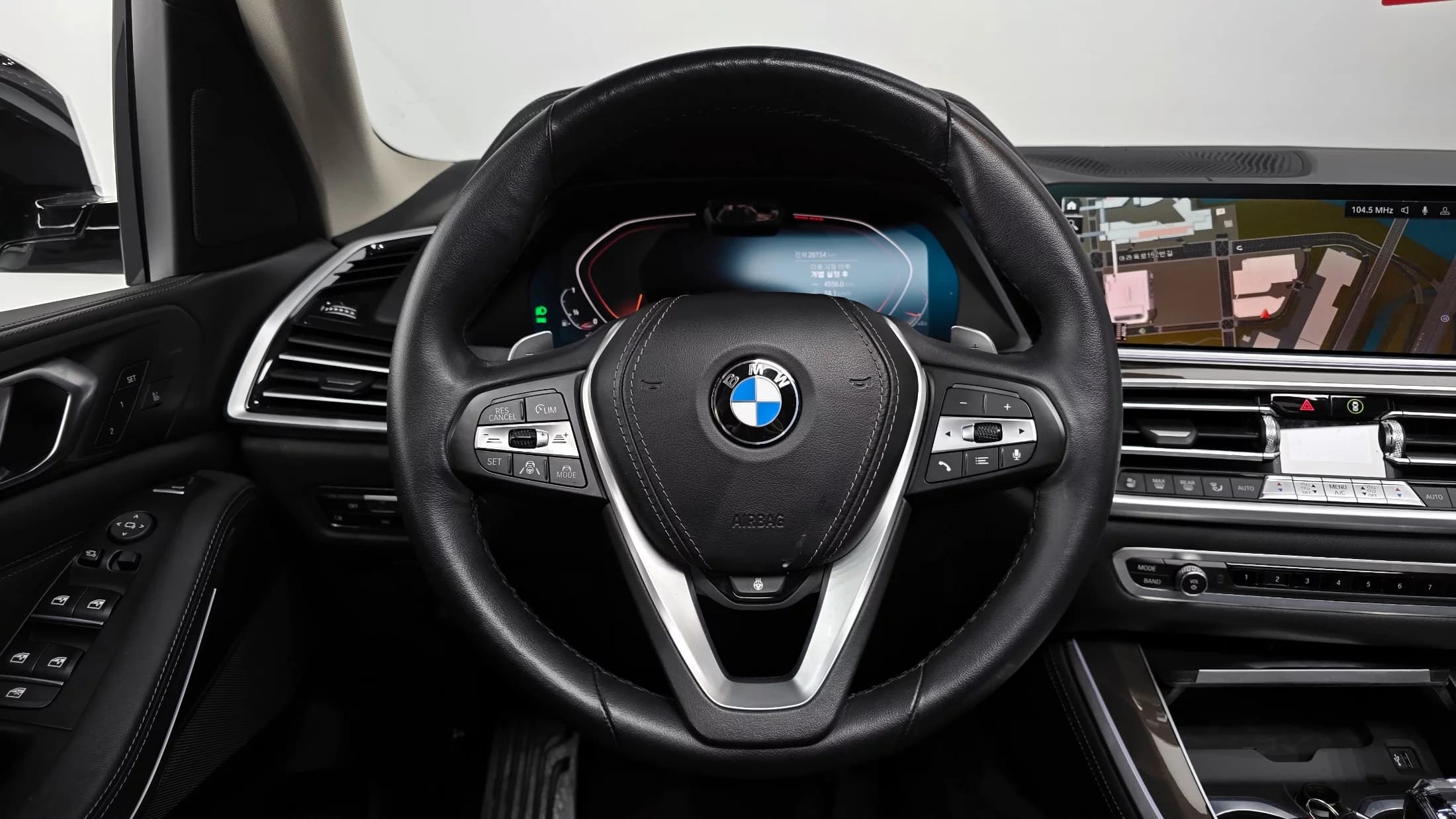 BMW X5 xDrive 40i xLine, 2022 г. 28271 км. — фото 13