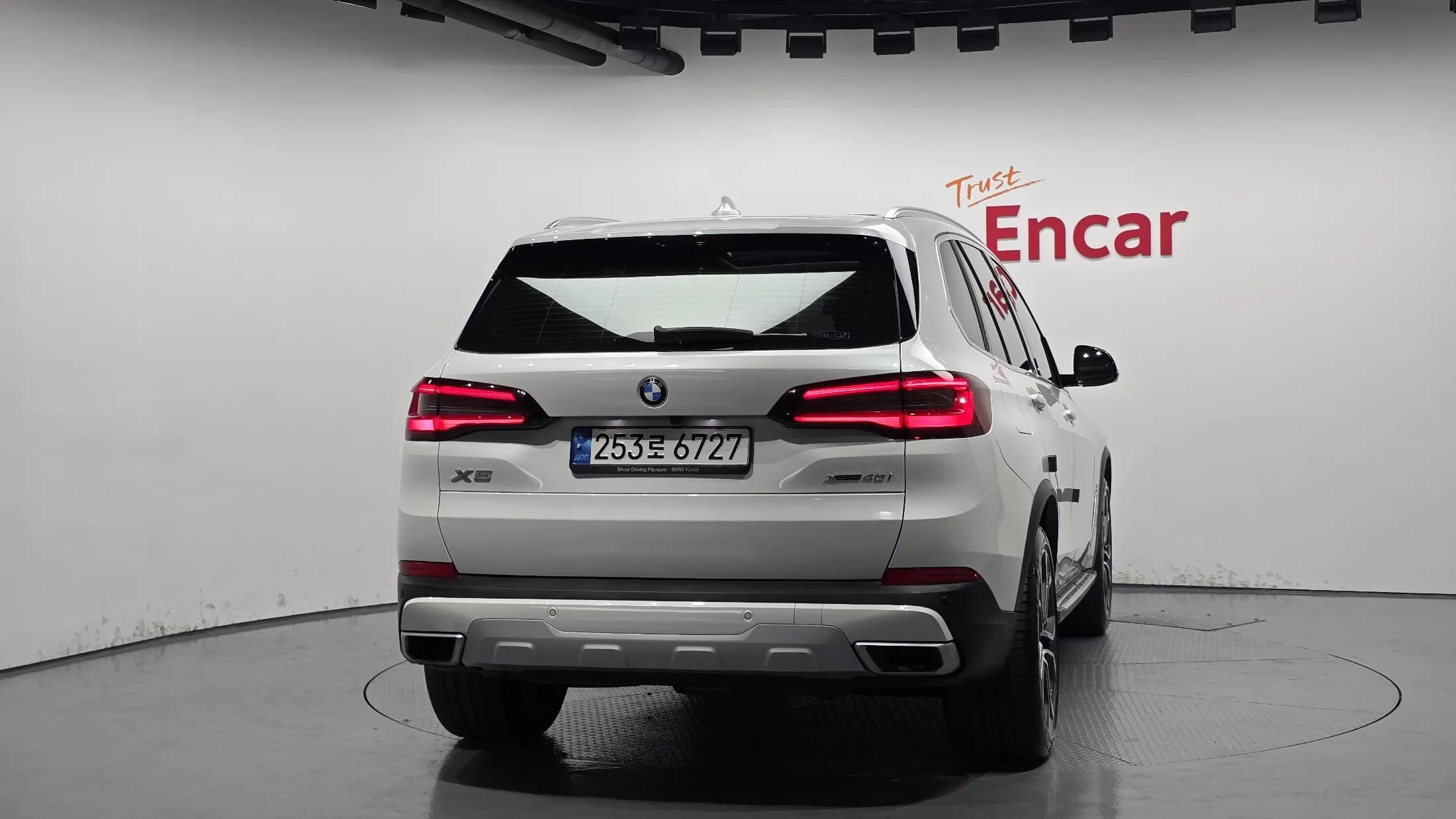BMW X5 xDrive 40i xLine, 2022 г. 28271 км. — фото 4