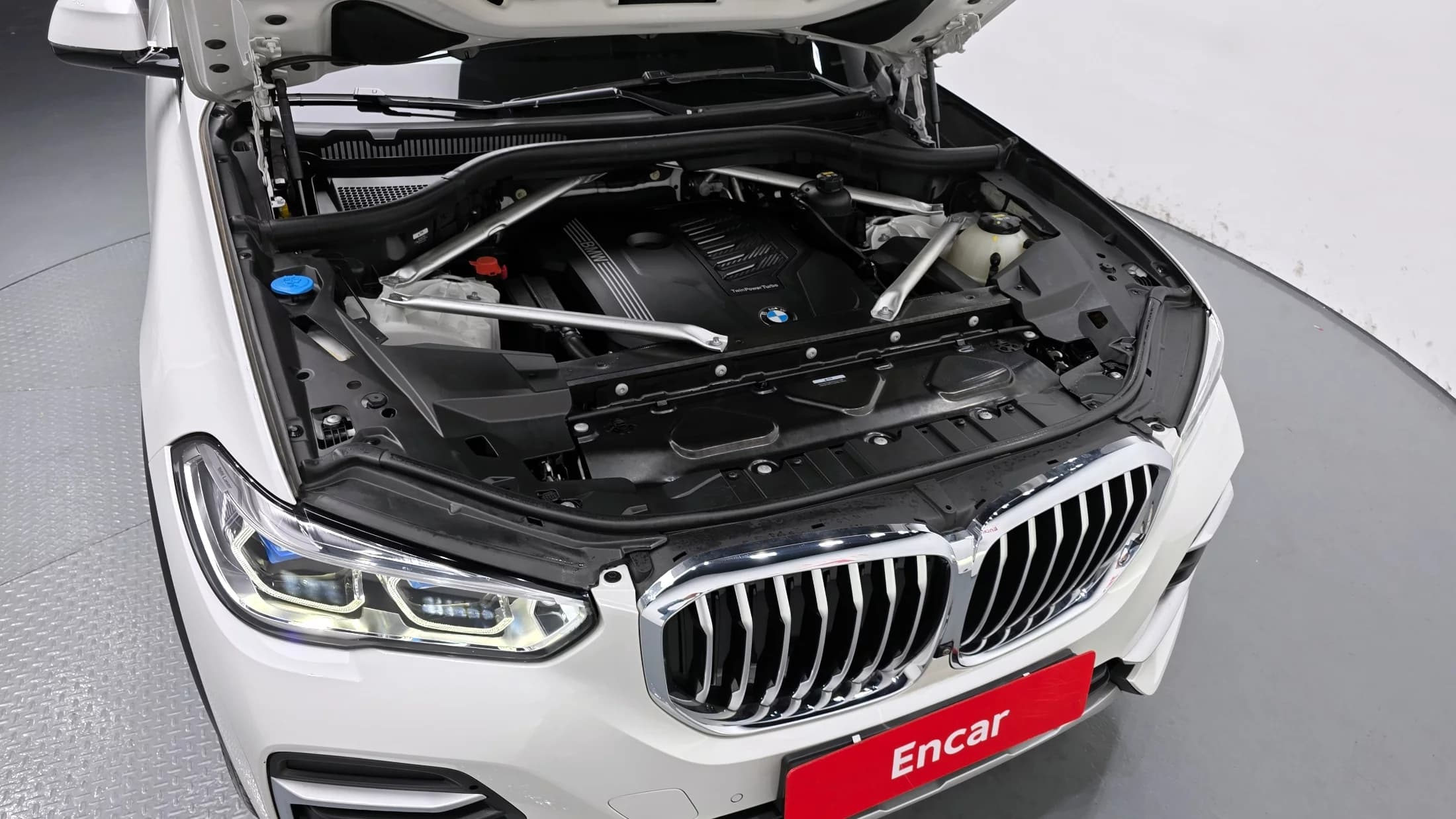 BMW X5 xDrive 40i xLine, 2022 г. 28271 км. — фото 6