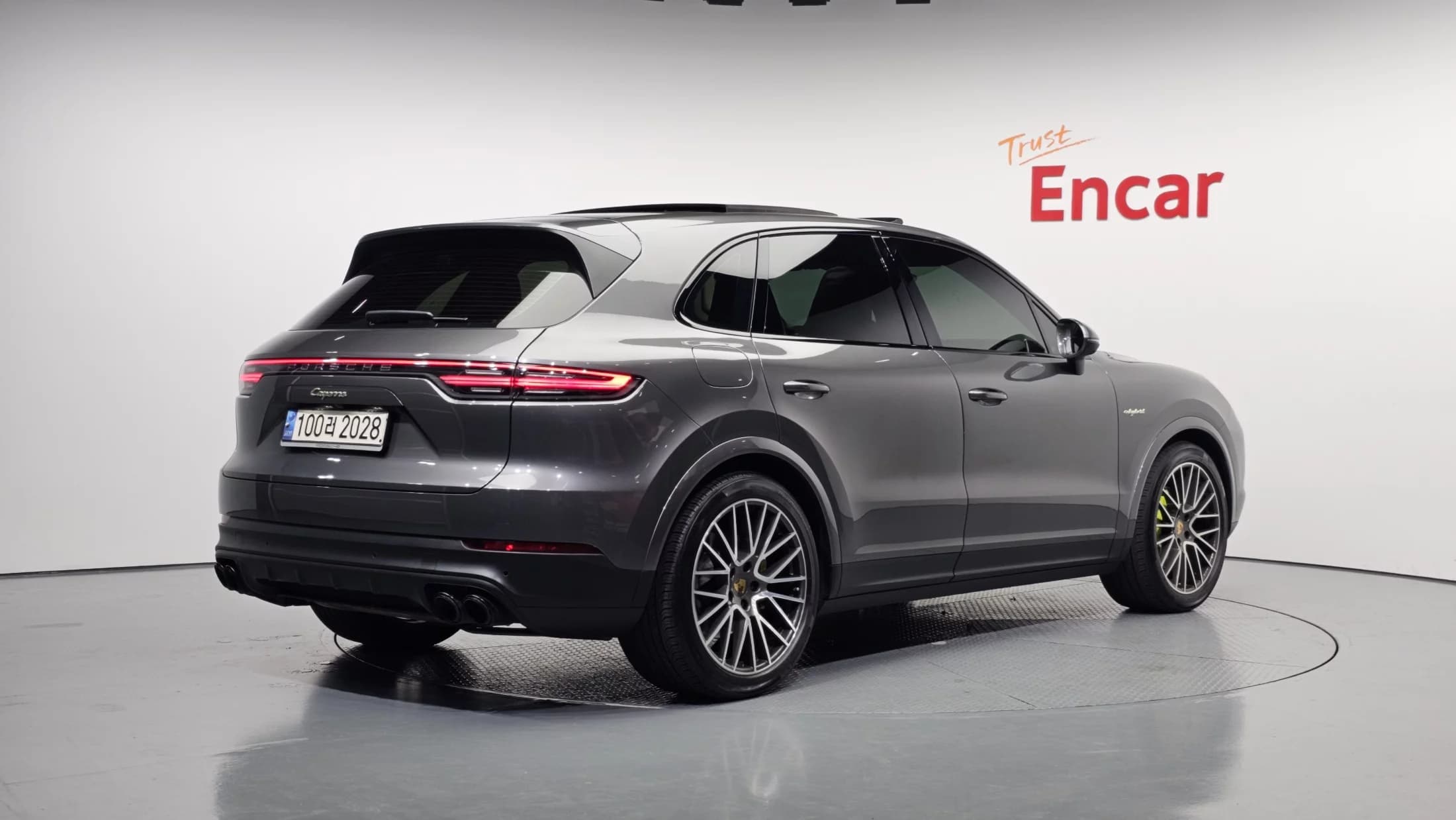 Porsche CAYENNE 3.0 E-Hybrid, гибрид, 2021 г. 70288 км. — фото 2