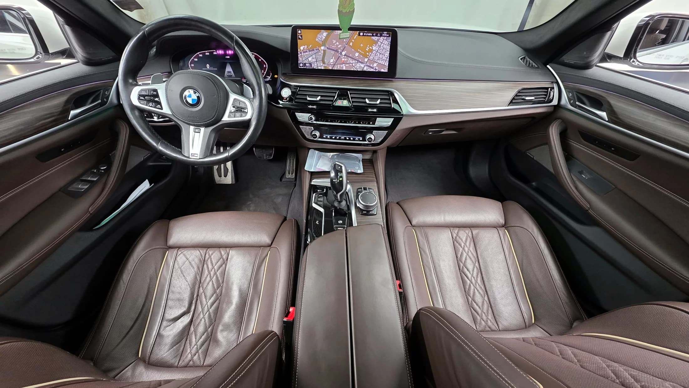 BMW 5-Series 530i M Sport Package, 2021 г. 140421 км. — фото 7