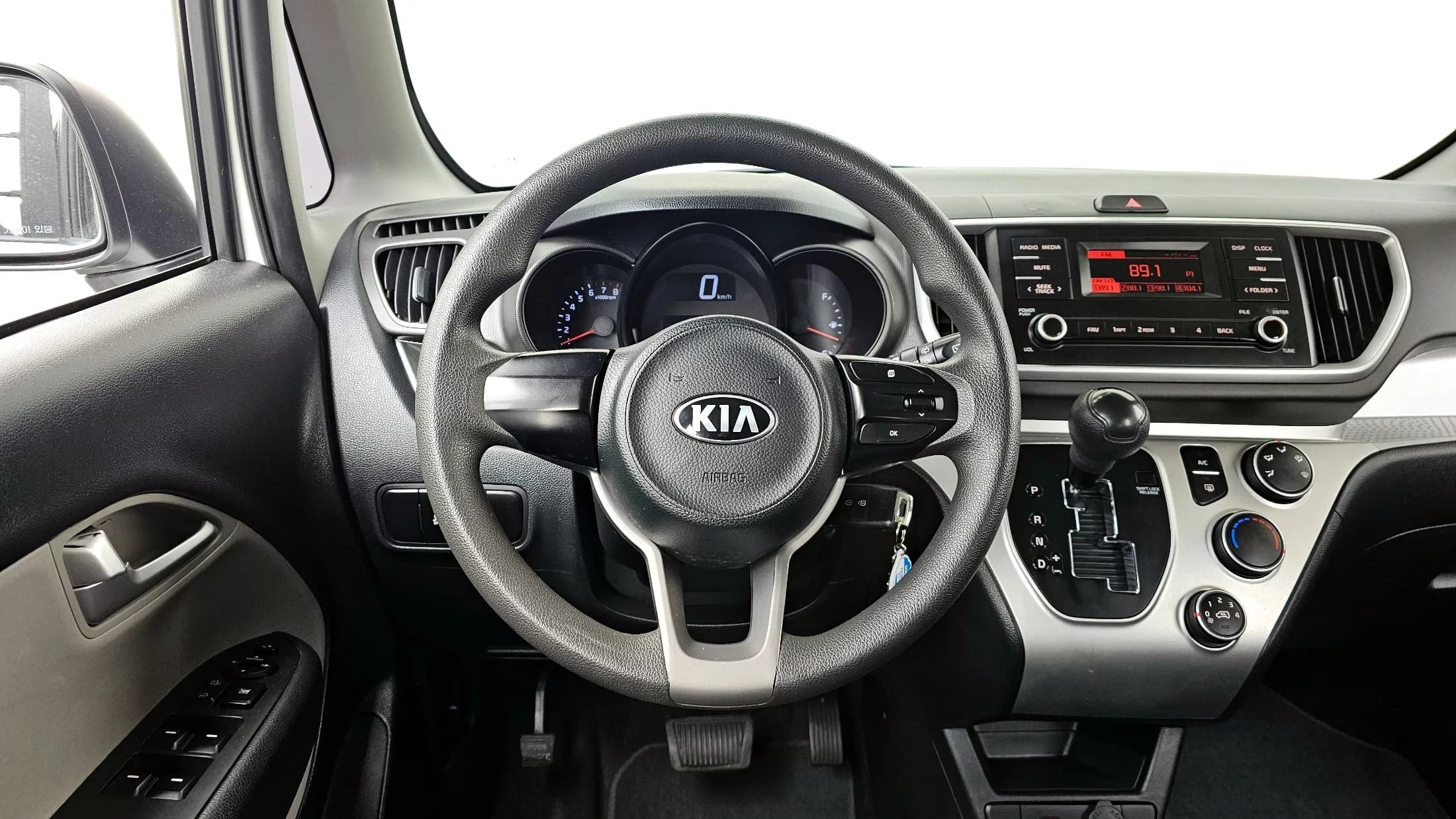Kia RAY Van Prestige, 2021 г. 47331 км. — фото 13