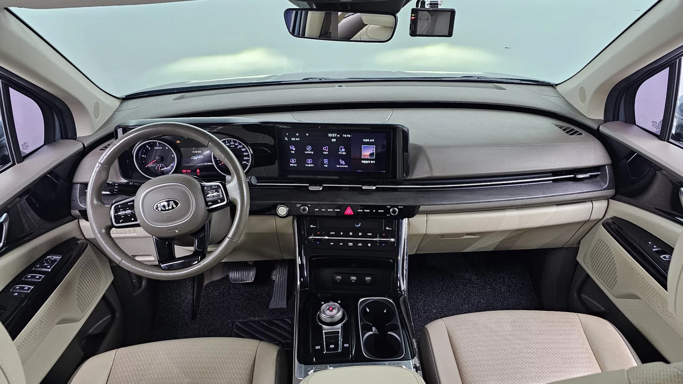 Kia Carnival 7-Seater Noblesse, 2021 г. 167414 км. — фото 7