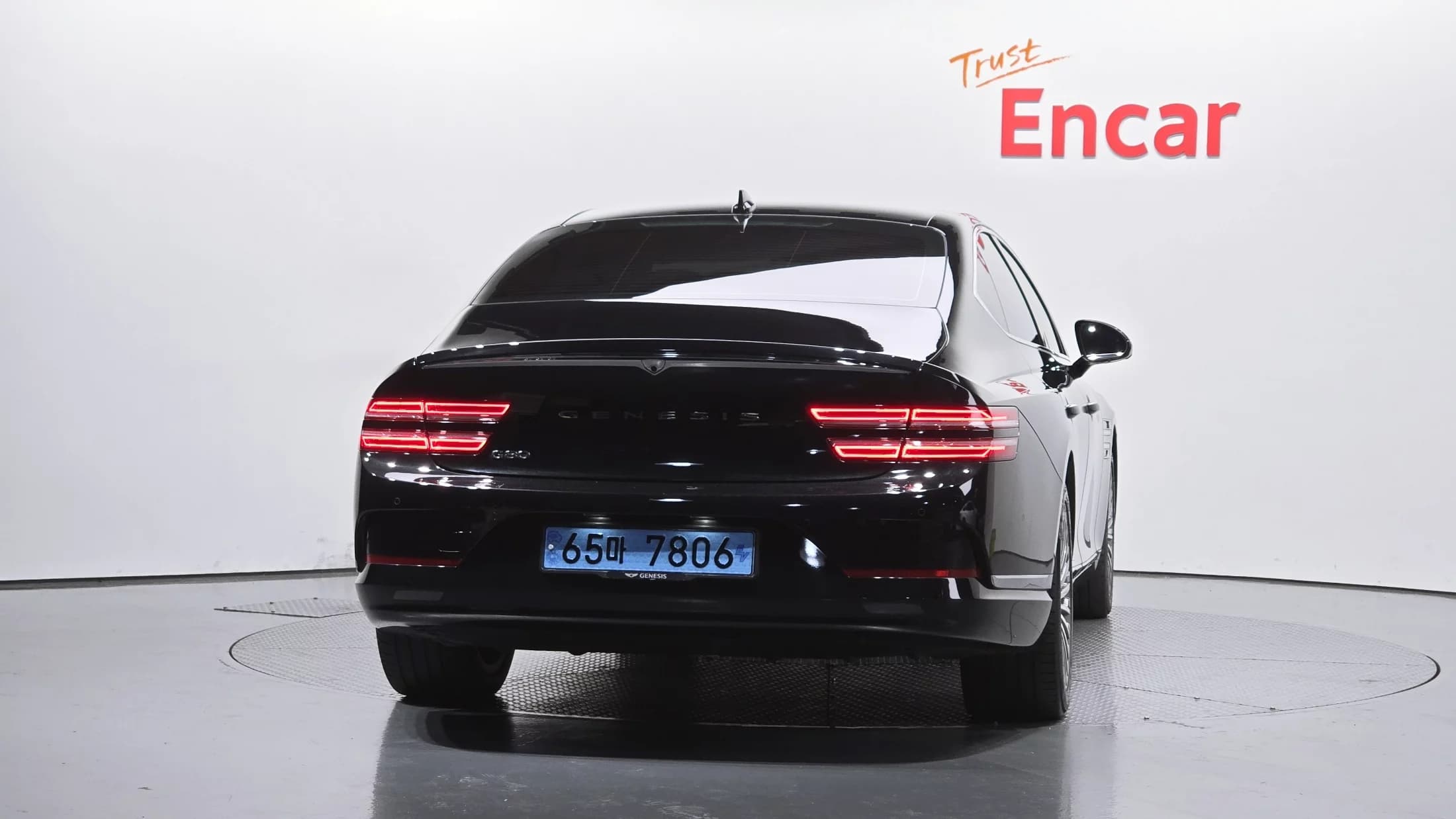 Genesis Electrified G80 e-AWD, электромобиль, 2022 г. 28248 км. — фото 4