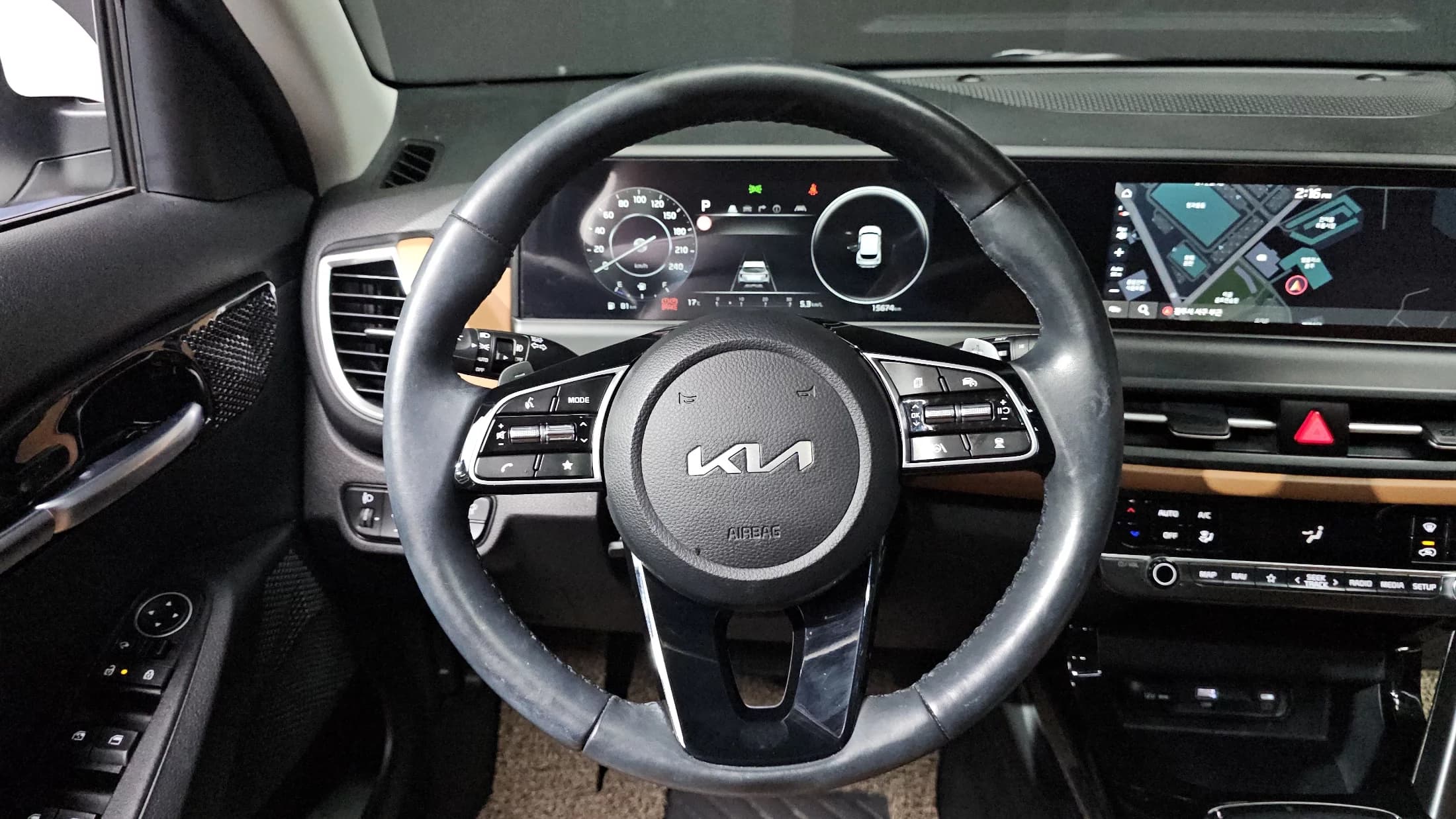 Kia Seltos Gasoline 1.6 Turbo 2WD Signature, 2023 г. 15674 км. — фото 13