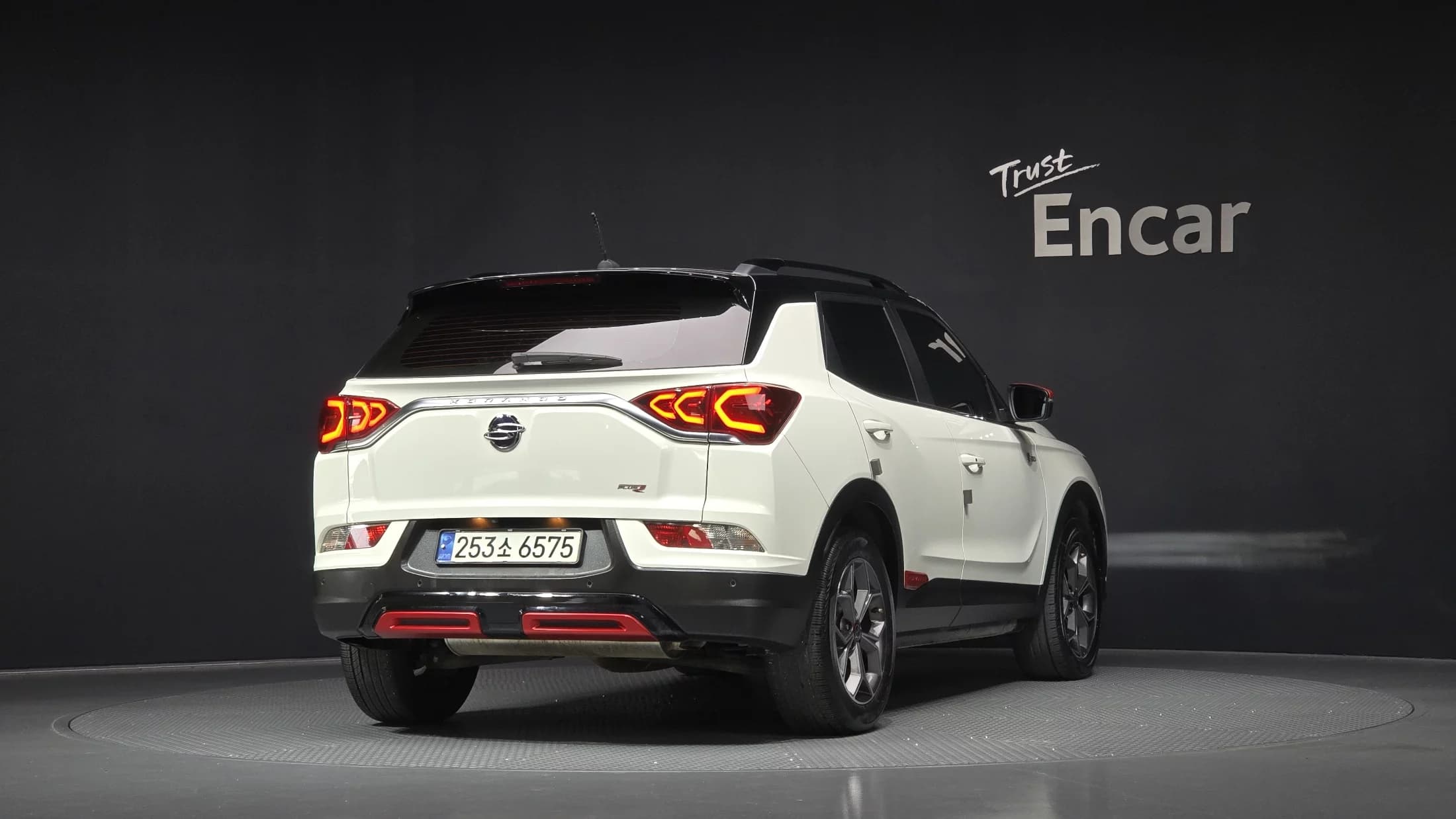 SsangYong KORANDO Gasoline 1.5 2WD R-Plus, 2021 г. 62707 км. — фото 2