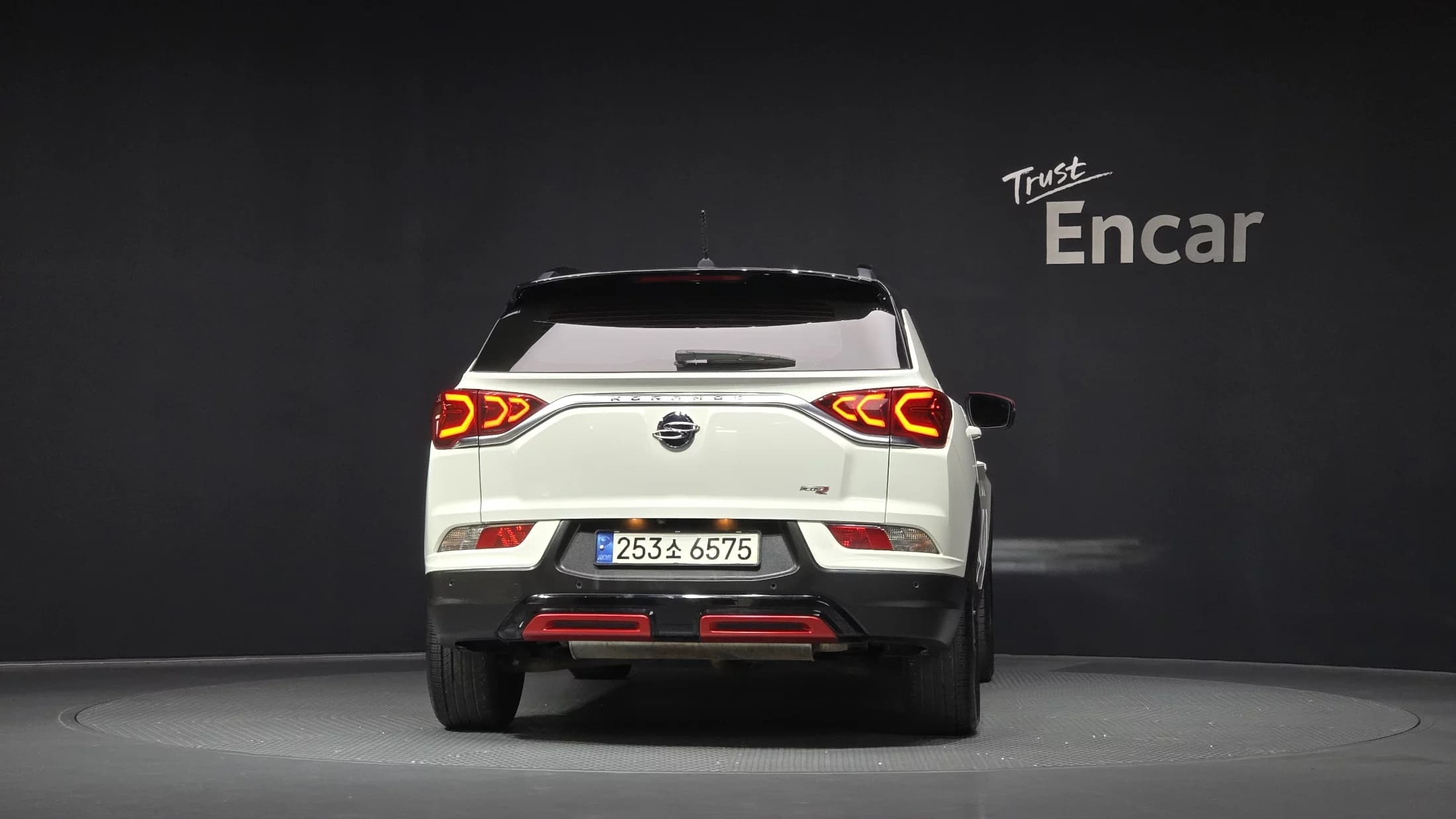 SsangYong KORANDO Gasoline 1.5 2WD R-Plus, 2021 г. 62707 км. — фото 4