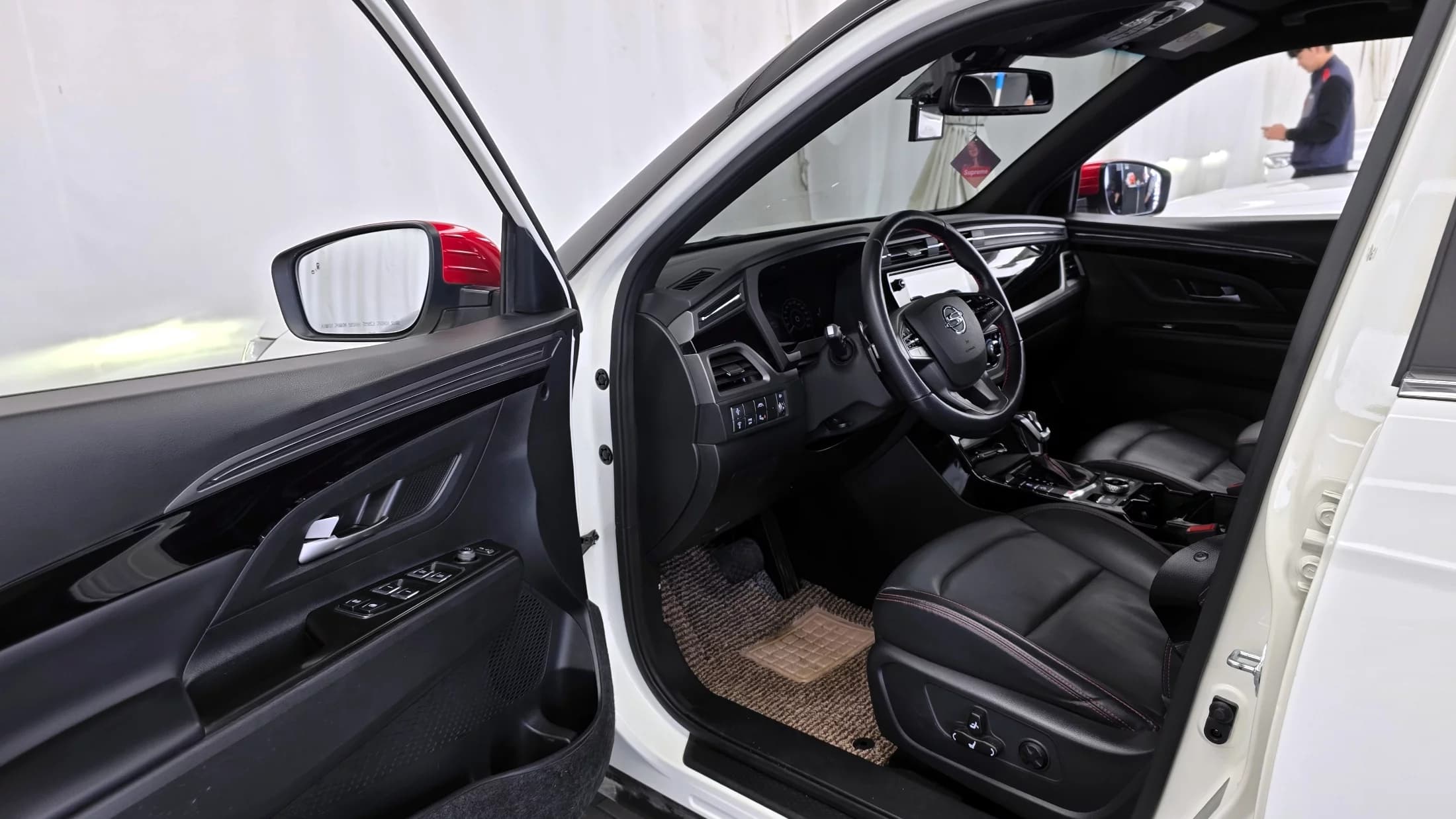 SsangYong KORANDO Gasoline 1.5 2WD R-Plus, 2021 г. 62707 км. — фото 10