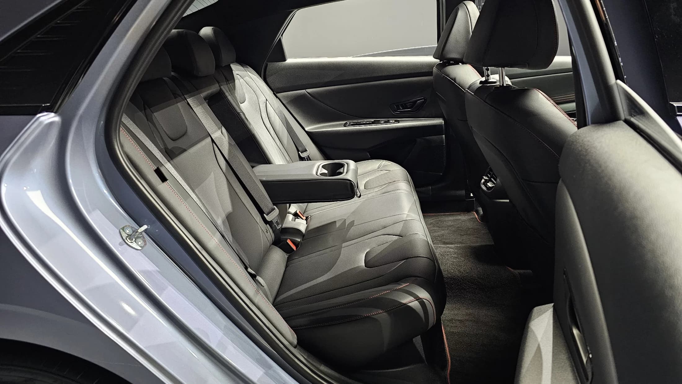 Hyundai AVANTE (Хендай Элантра) Inspiration N Line, гибрид, 2025 г. 23876 км. — фото 12