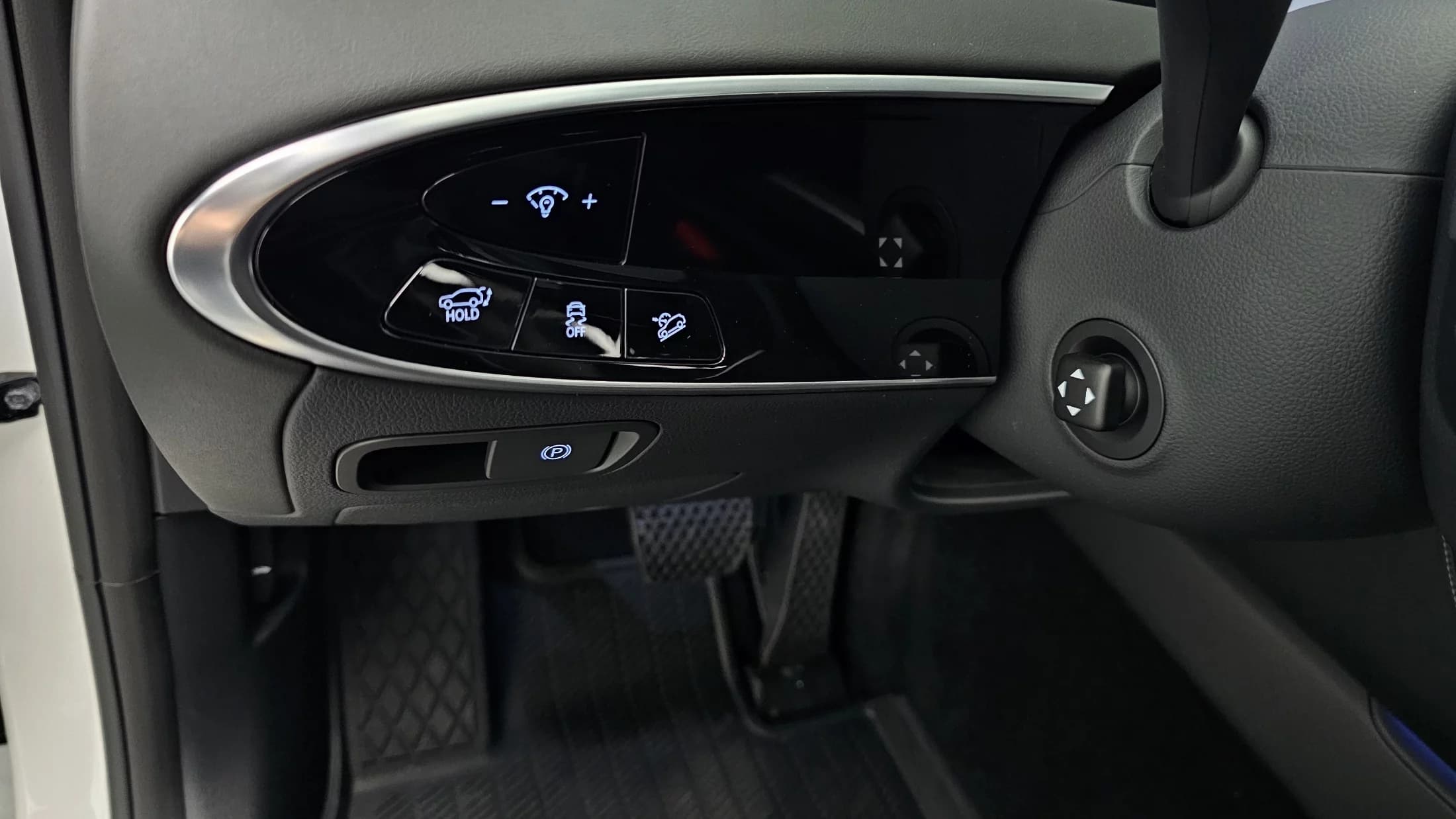 Genesis GV70 2.5T Gasoline AWD, 2024 г. 10765 км. — фото 16