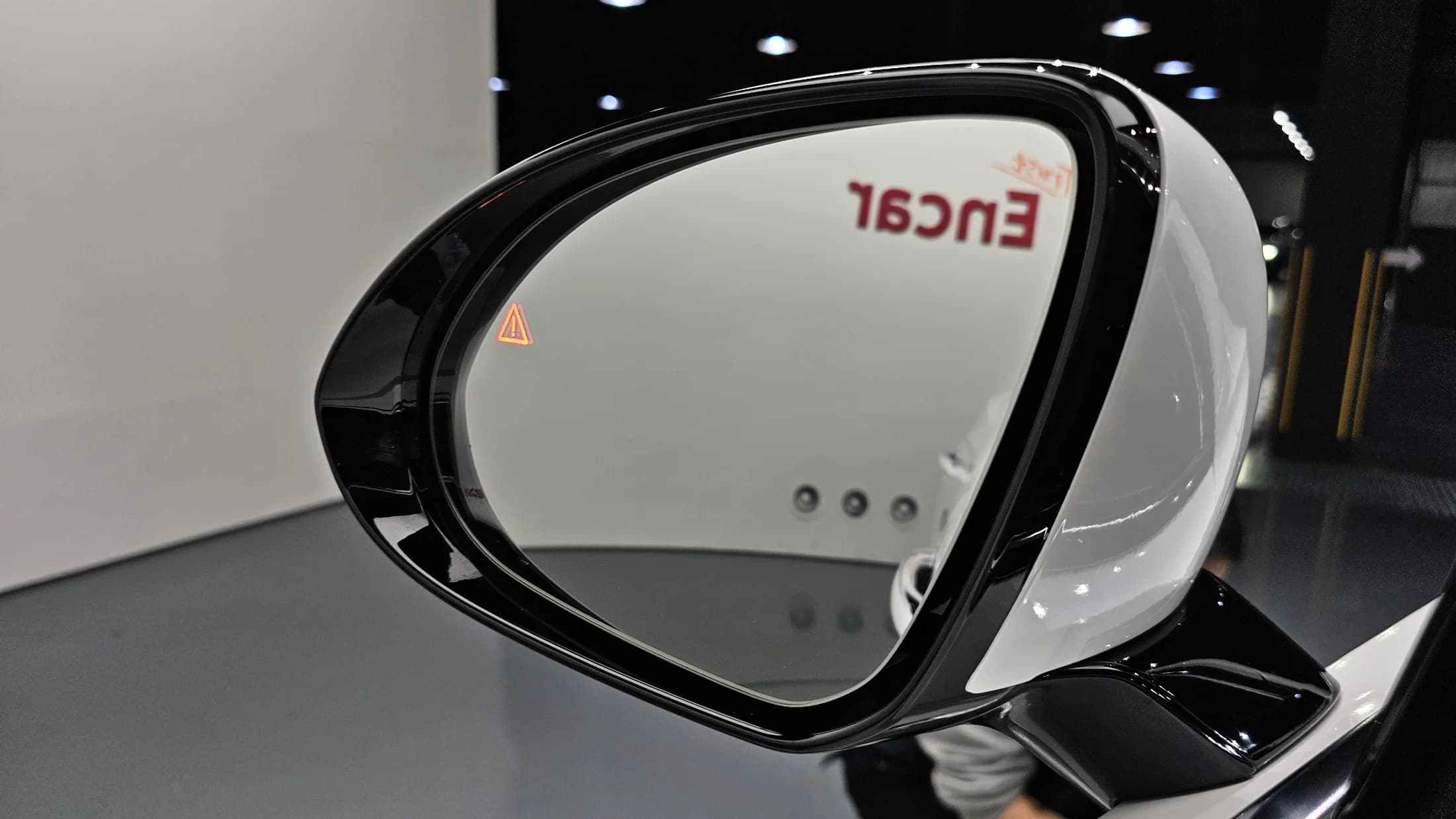 Genesis GV70 2.5T Gasoline AWD, 2024 г. 10765 км. — фото 17
