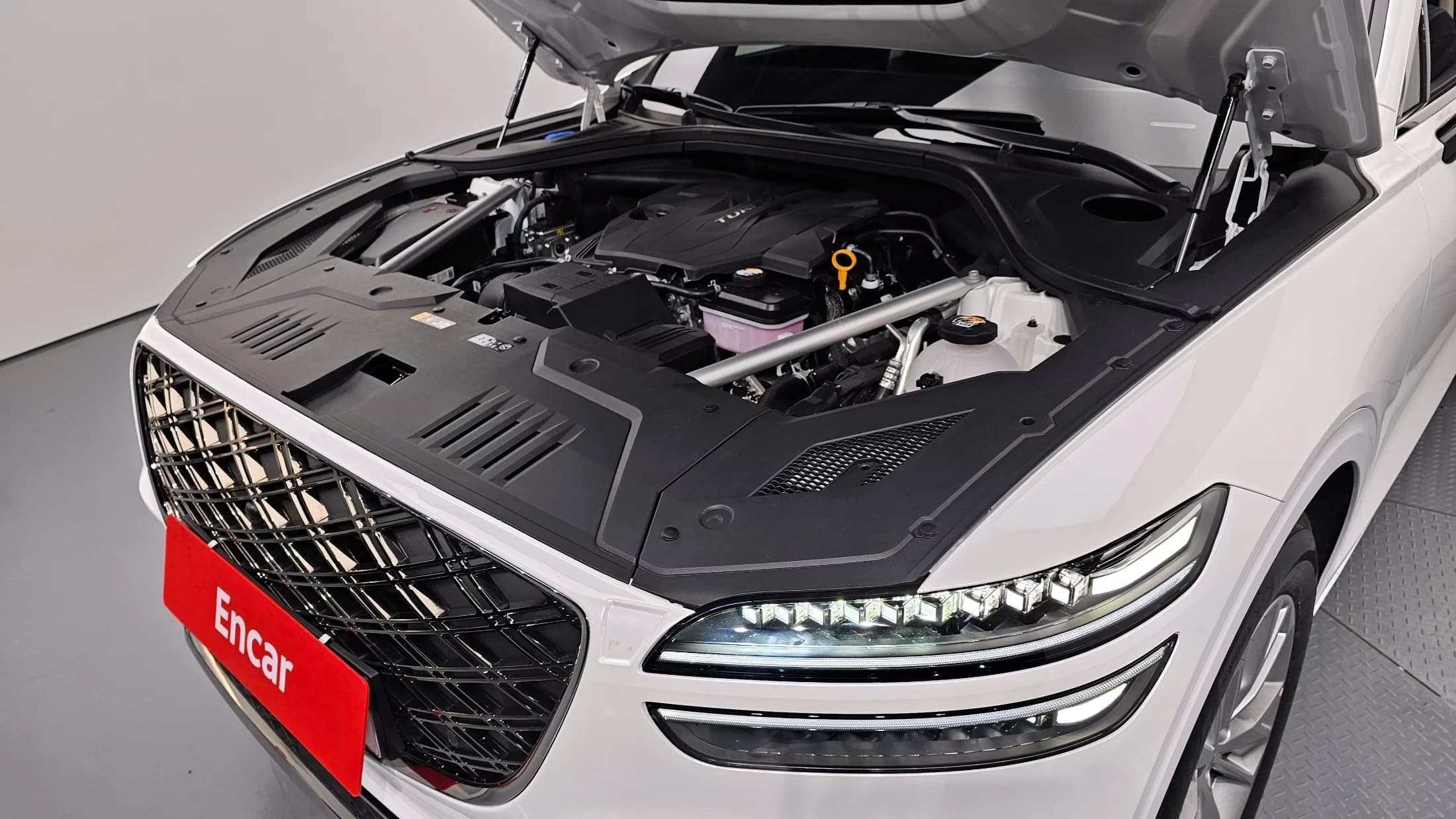 Genesis GV70 2.5T Gasoline AWD, 2024 г. 10765 км. — фото 6