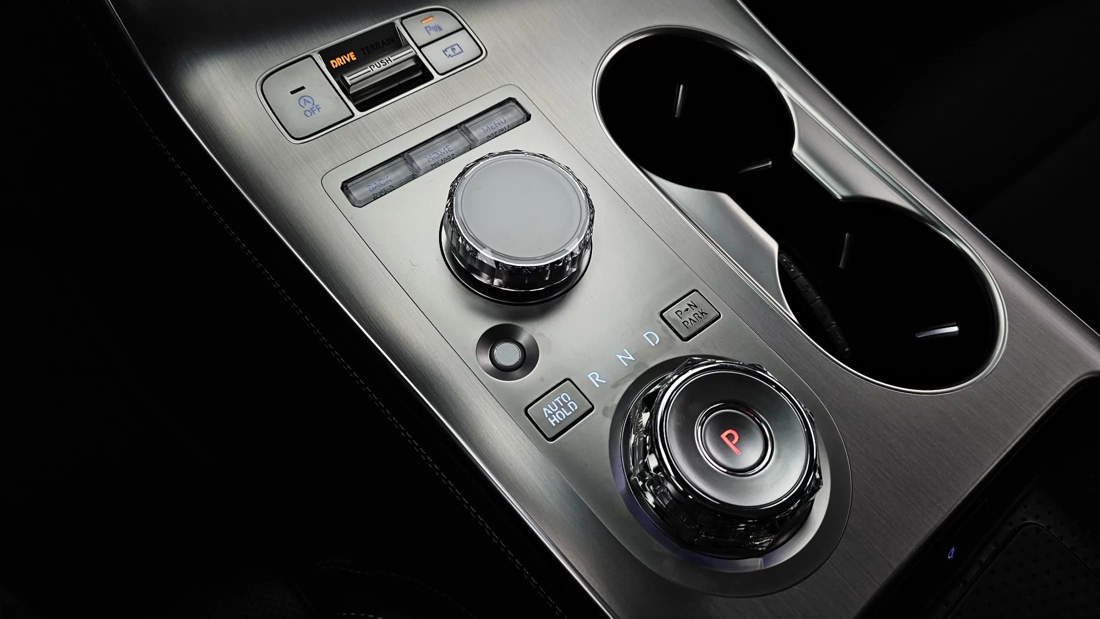 Genesis GV70 2.5T Gasoline AWD, 2024 г. 10765 км. — фото 9