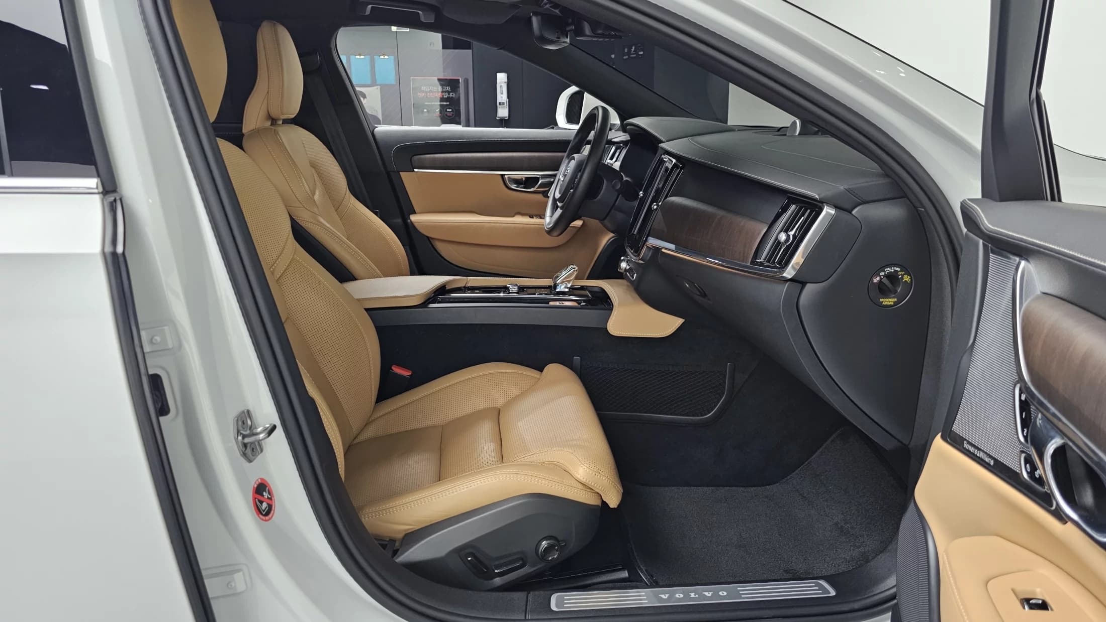Volvo S90 B5 Inscription, 2021 г. 99281 км. — фото 11
