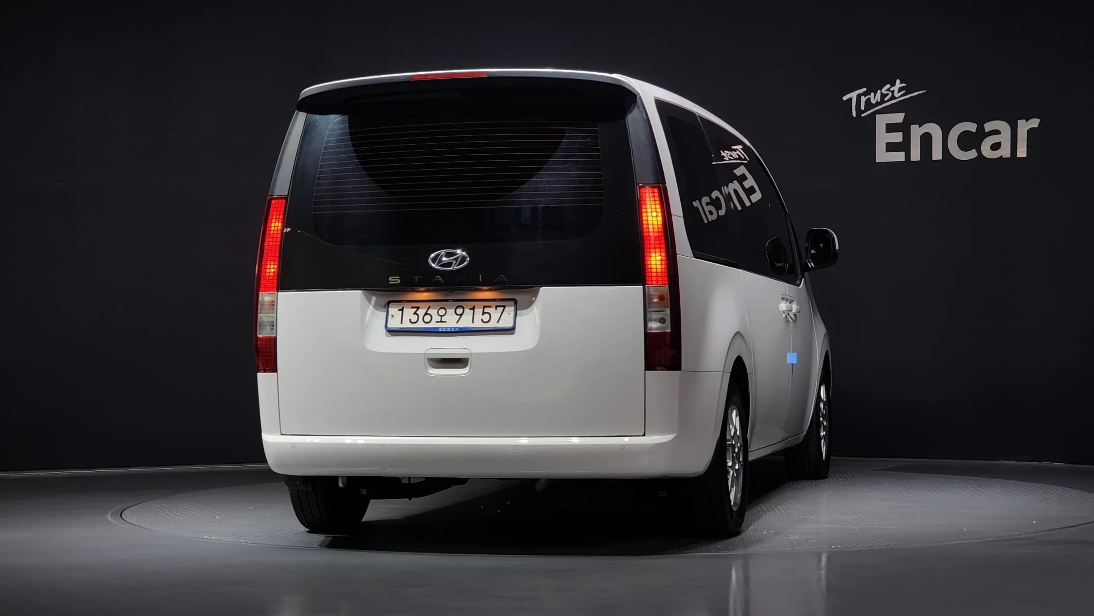 Hyundai Staria 4WD Tourer 9-Seater Modern, 2022 г. 66708 км. — фото 4