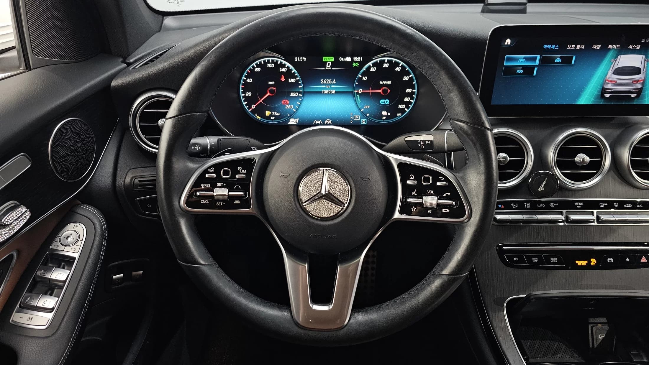 Mercedes-Benz GLC-Class GLC300e 4MATIC Coupe, гибрид, 2021 г. 108979 км. — фото 13